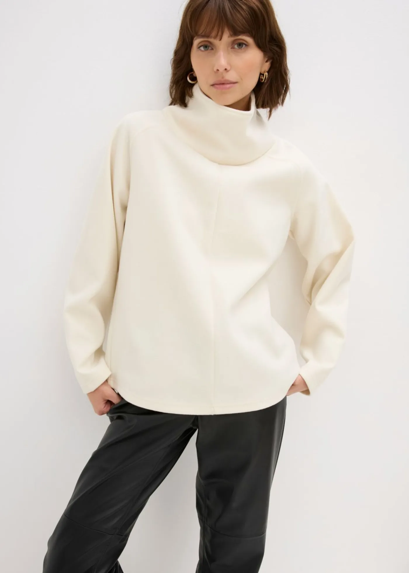 bonprix bonprix Jersey de cuello alto blanco perla New