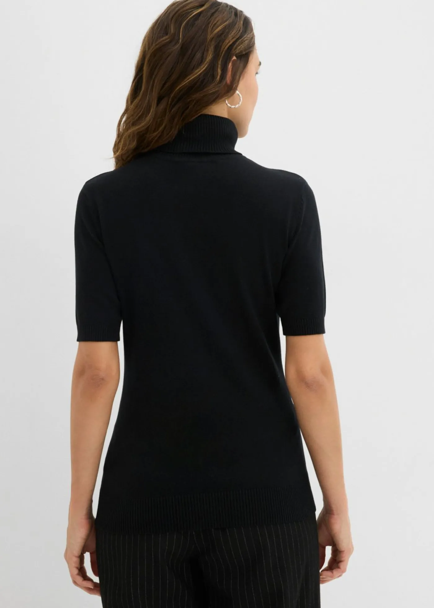 bonprix bonprix Jersey de cuello alto y manga corta Negro Sale
