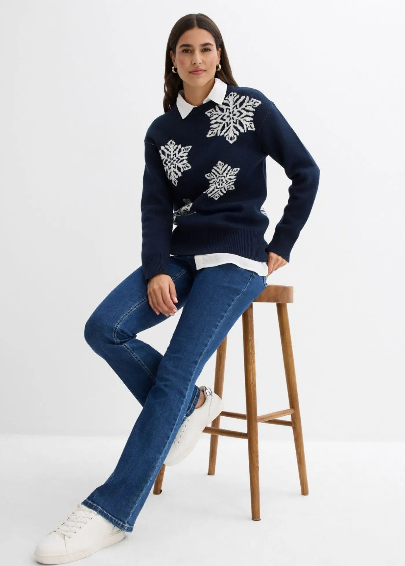 bonprix bonprix Jersey de cuello redondo con copos de nieve Azul marino + blanco lana Best