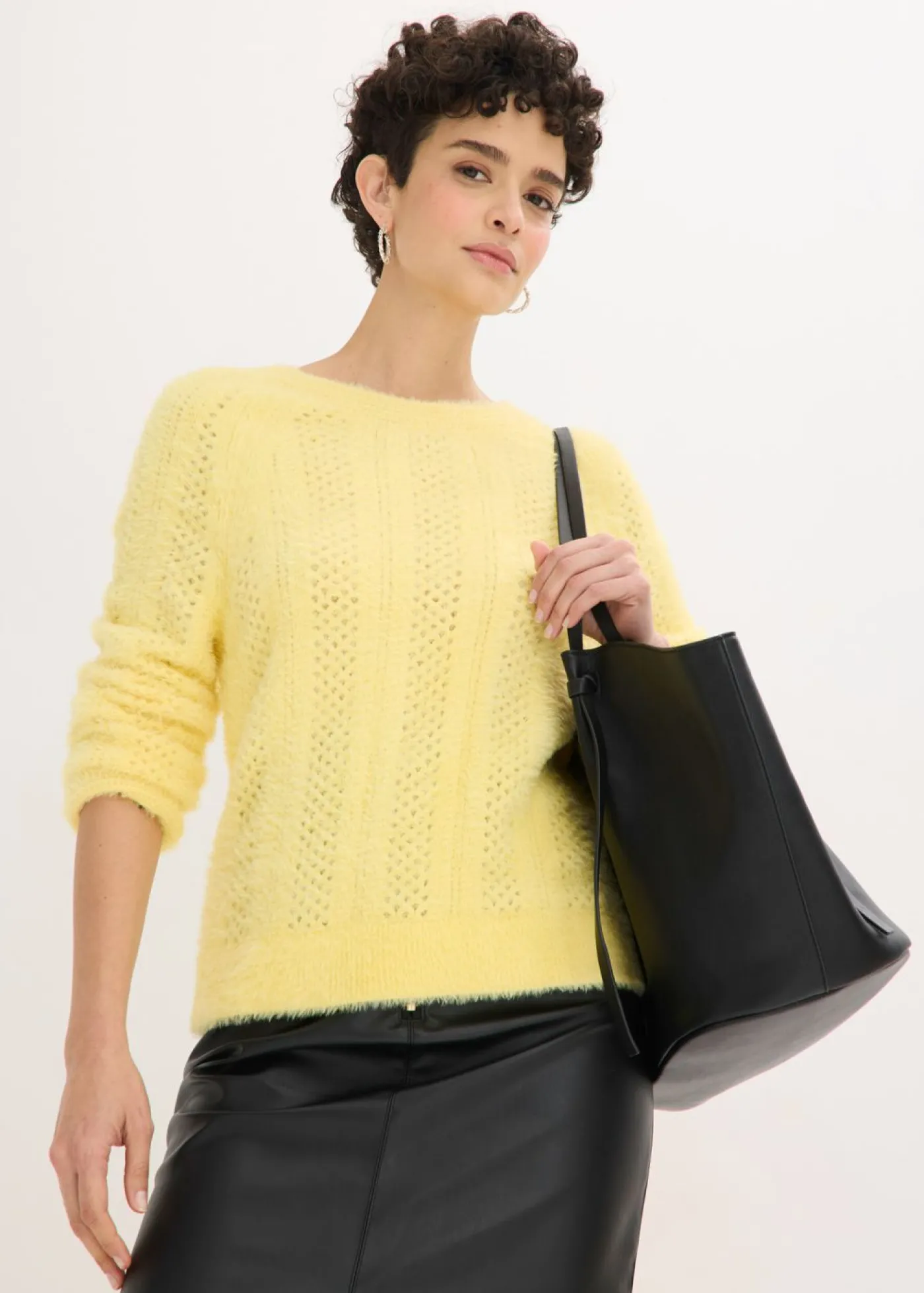bonprix bonprix Jersey de punto ajour con hilo suave Amarillo claro New
