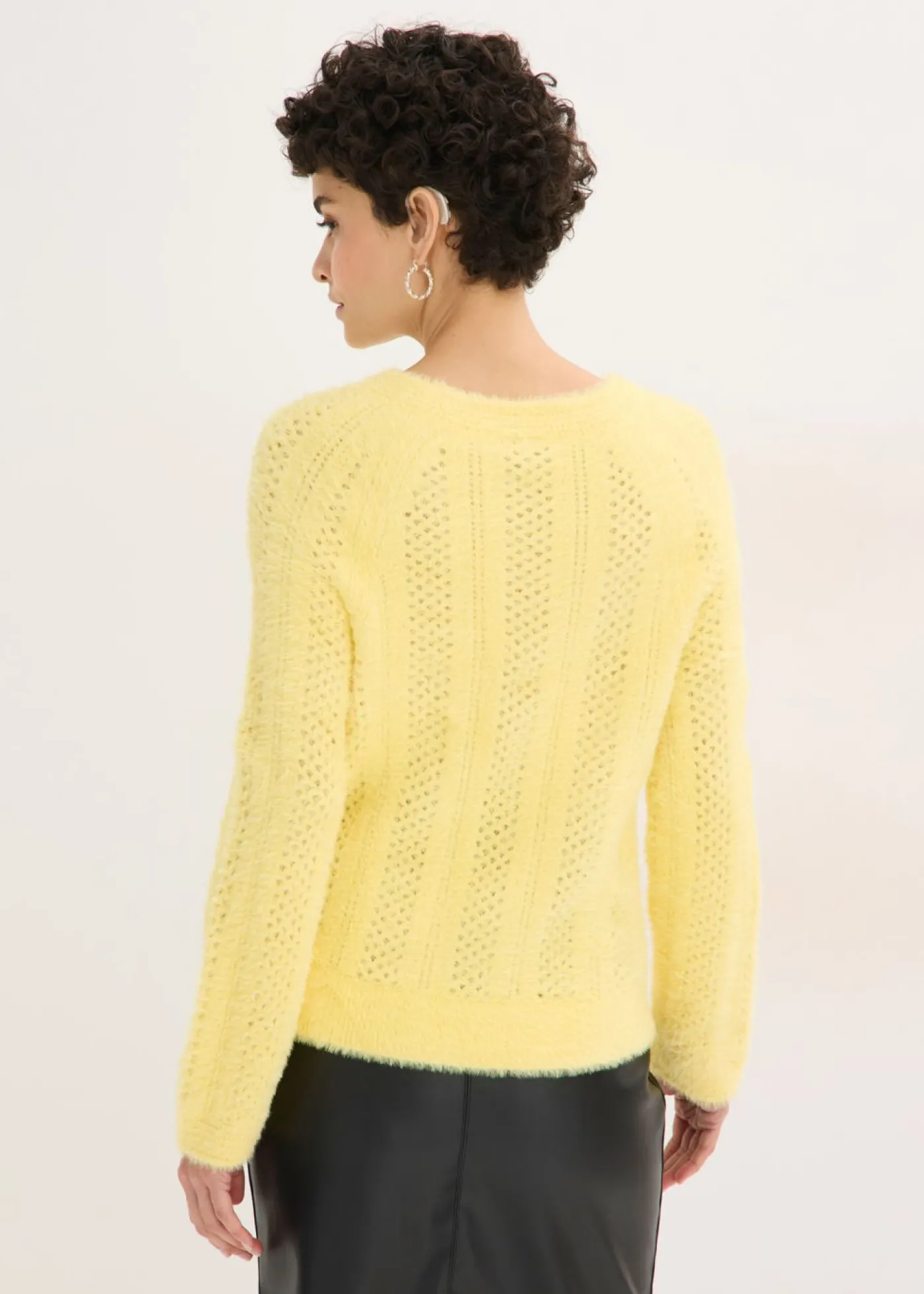 bonprix bonprix Jersey de punto ajour con hilo suave Amarillo claro New
