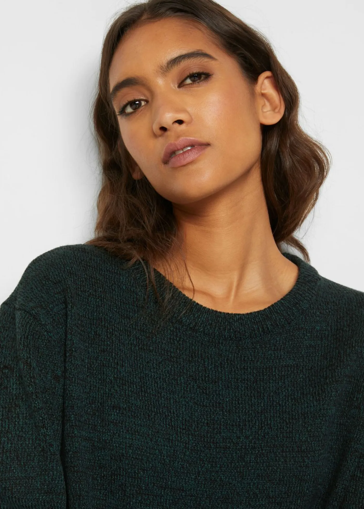 bonprix bonprix Jersey de punto con cuello redondo jaspeado Verde intenso Online