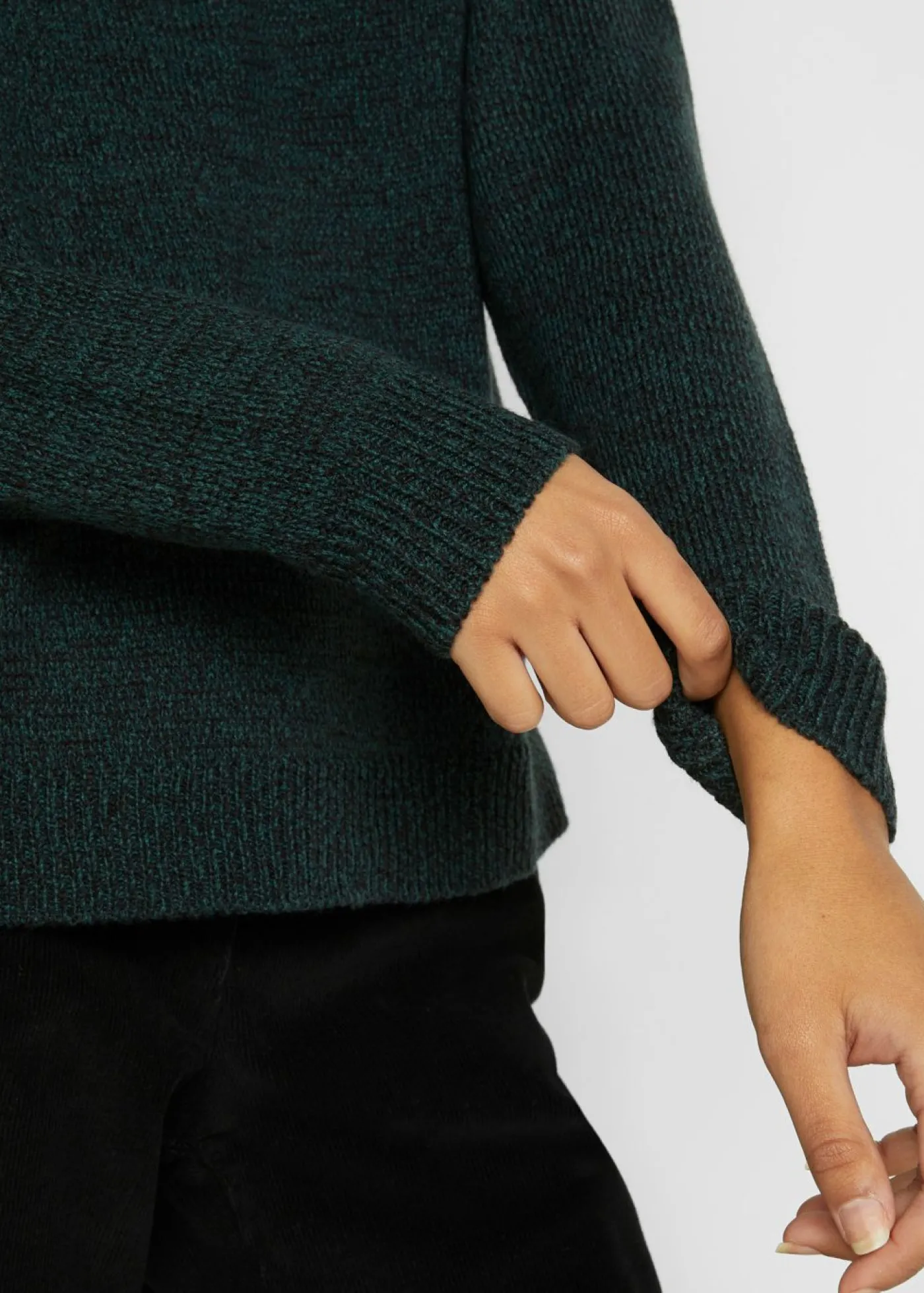 bonprix bonprix Jersey de punto con cuello redondo jaspeado Verde intenso Online