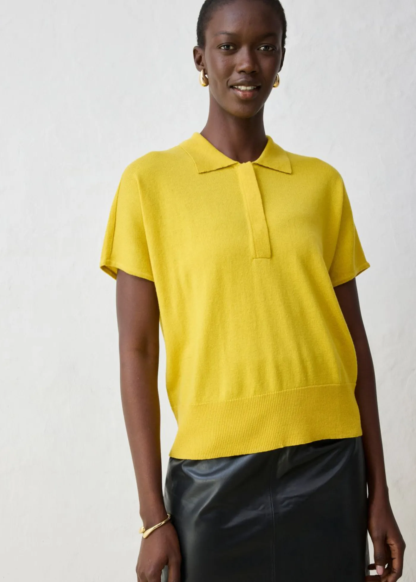 bonprix bonprix Jersey de punto fino con contenido de seda y cuello tipo polo Verde Online