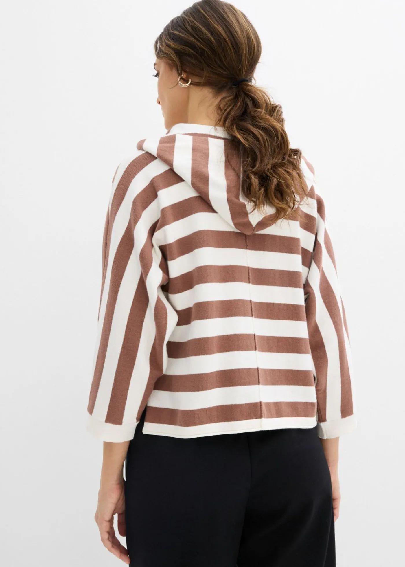 bonprix bonprix Jersey de punto fino oversize de mezcla de algodón blanco perla-marrón castaño con rayas Outlet