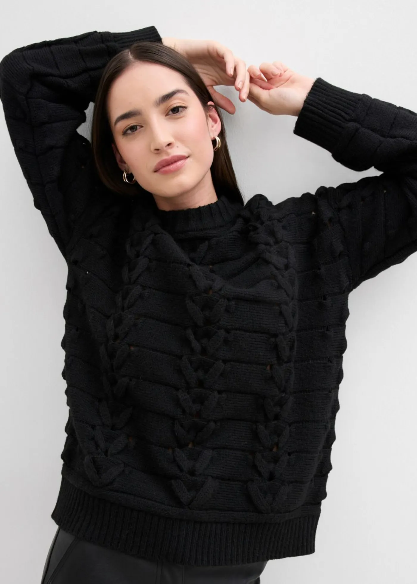 bonprix bonprix Jersey de punto grueso con patrón trenzado Negro