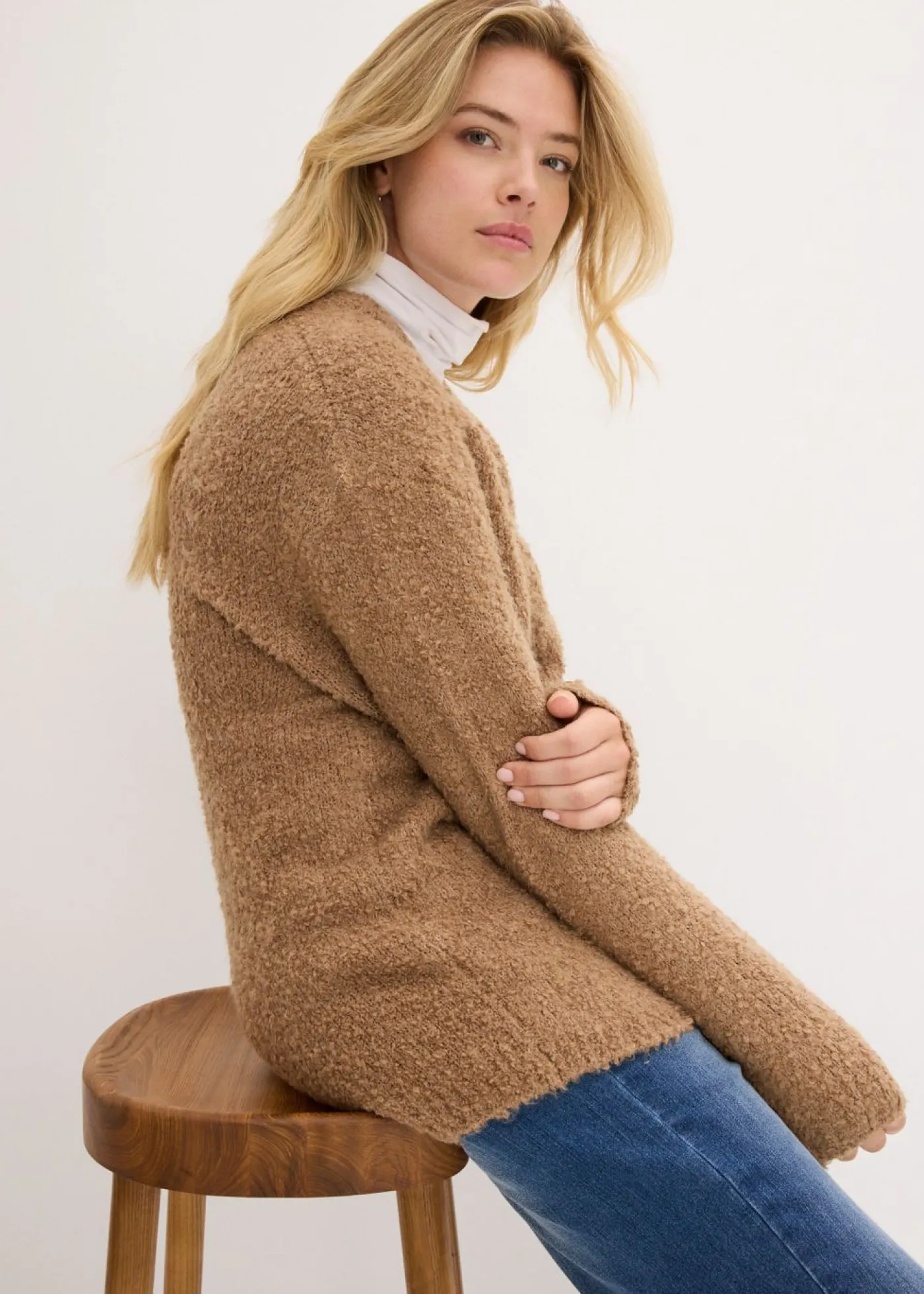 bonprix bonprix Jersey de punto grueso con escote en V Camel Sale