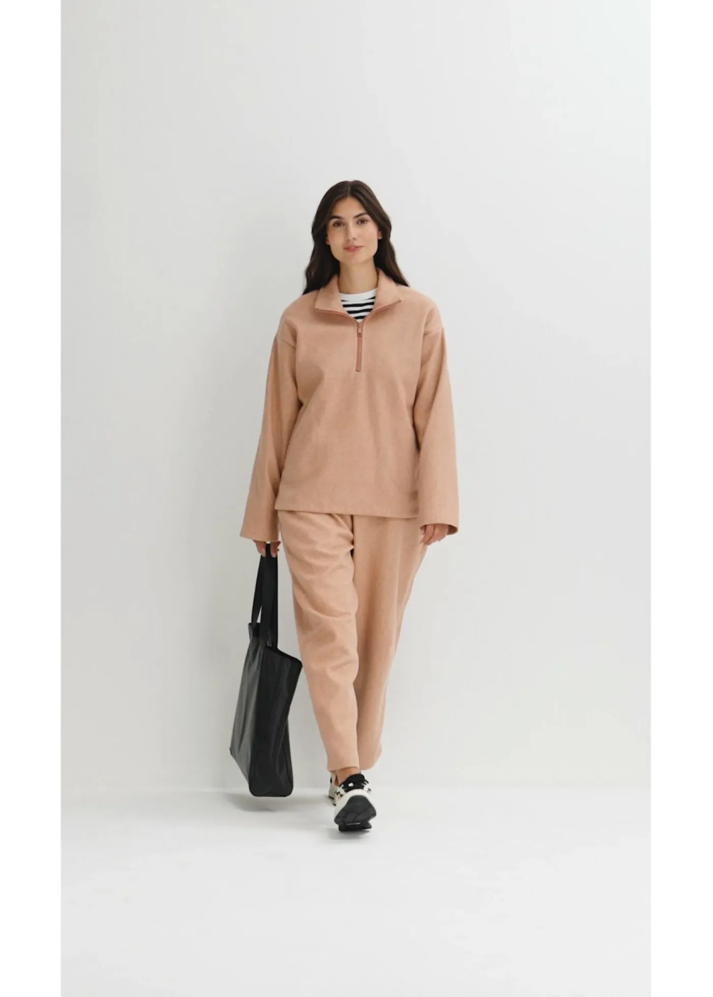 bonprix bonprix Jersey holgado con aspecto de lana marrón moteado New