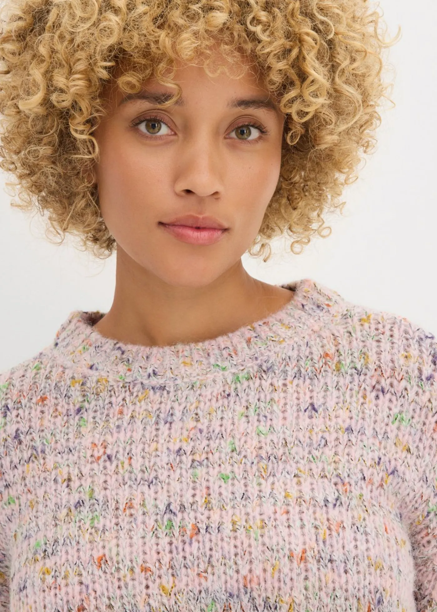 bonprix bonprix Jersey holgado de hilo espeso rosa apagado-baya-malva-musgo mate-amarillo naranja-turquesa cobalto mate-beige natural moteado Outlet