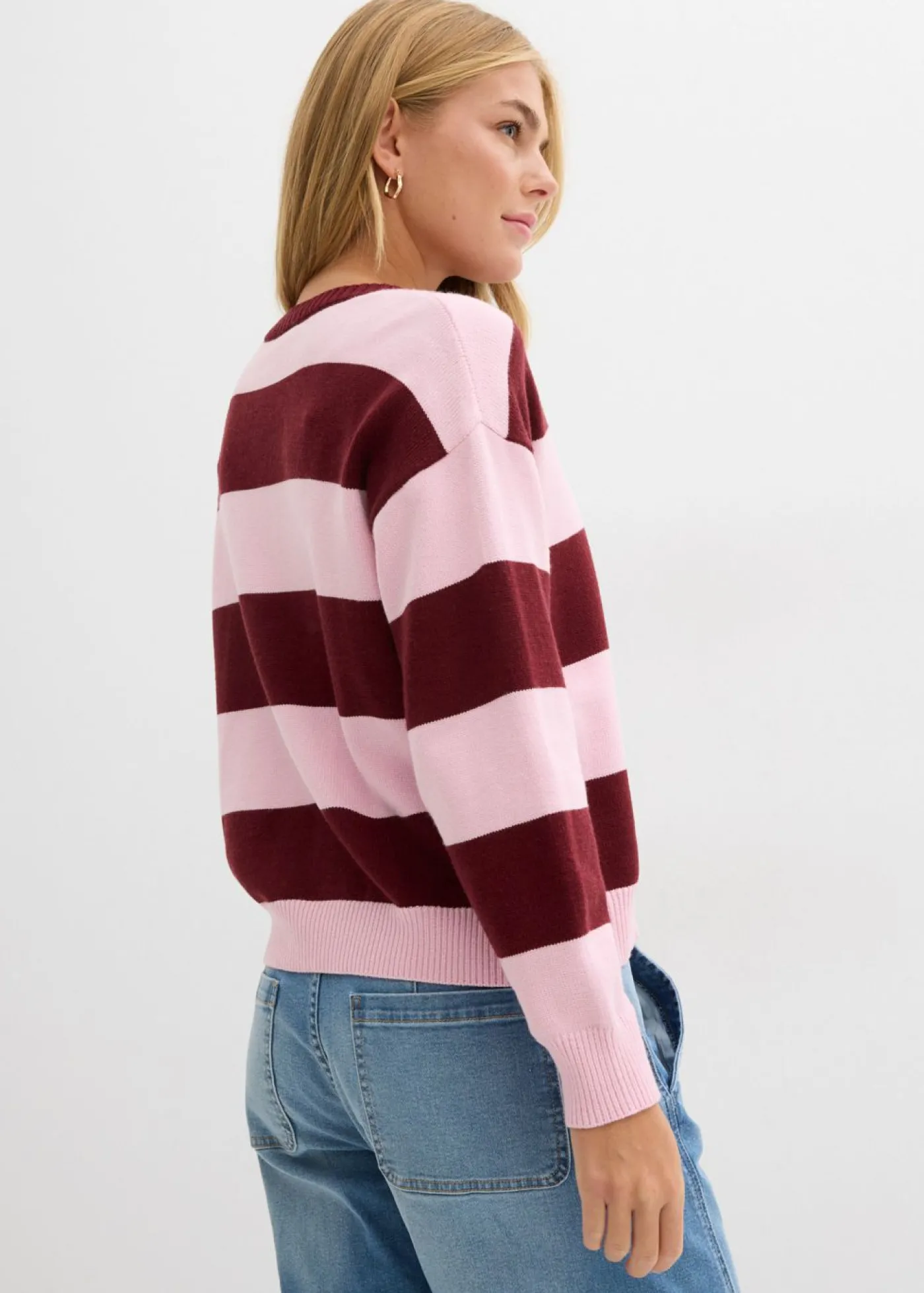 bonprix bonprix Jersey holgado de mezcla de viscosa suave rosa cristal-rojo rubí con rayas Hot