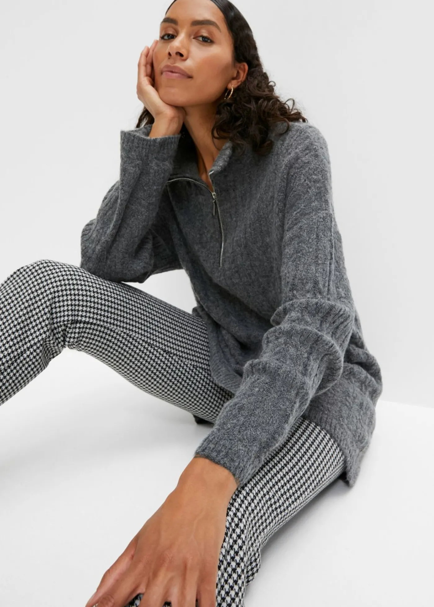 bonprix bonprix Jersey largo con patrón trenzado Antracita jaspeado Sale
