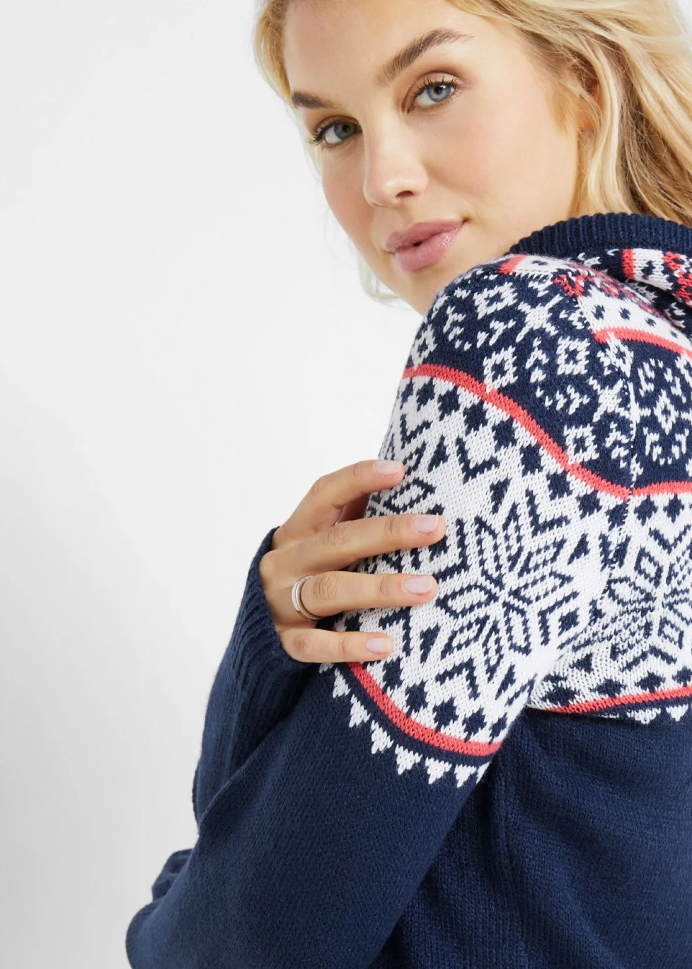 bonprix bonprix Jersey nórdico con capucha Azul marino Discount