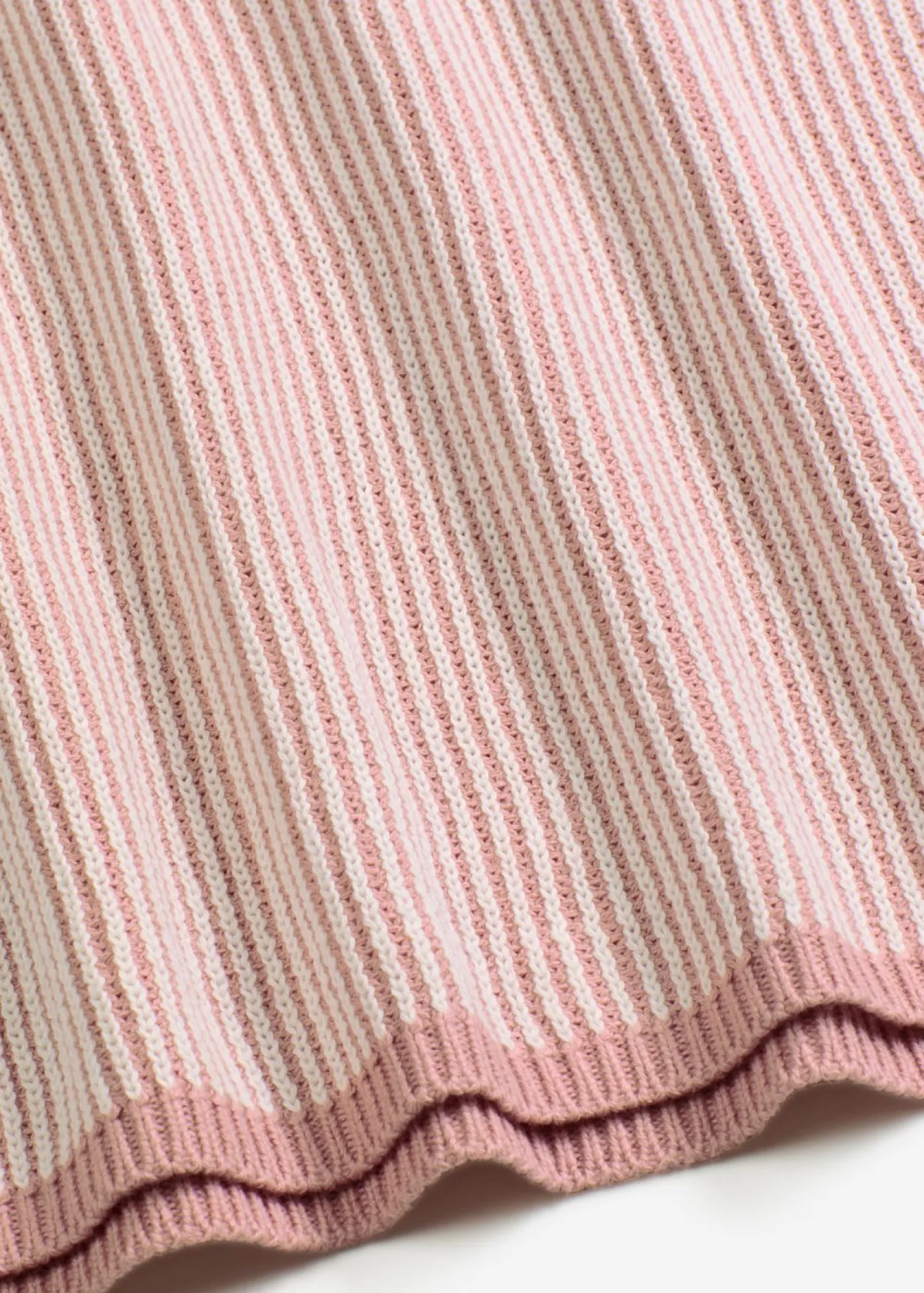 bonprix bonprix Jersey oversize con cuello alto rosa ceniza moteado Outlet