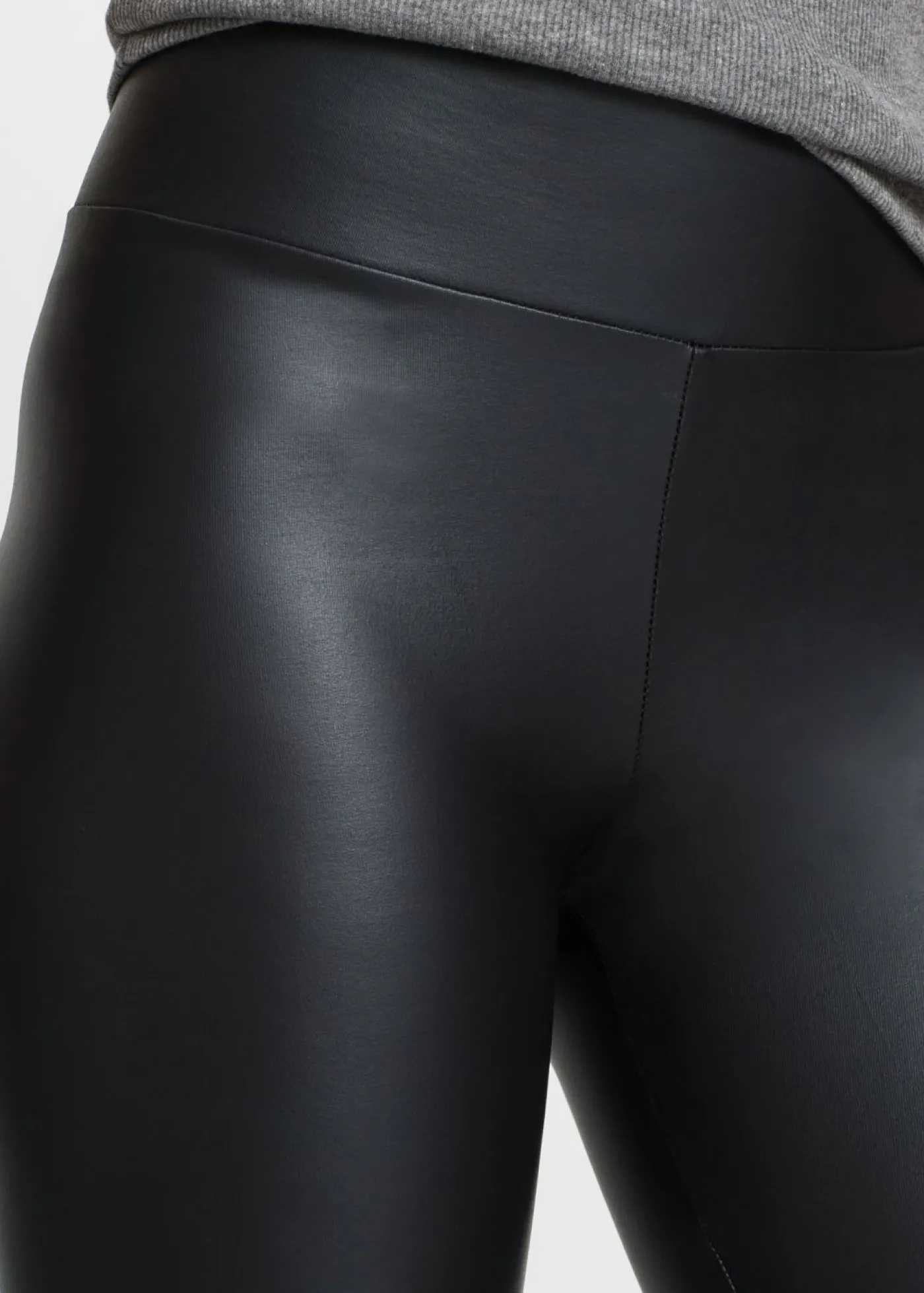 bonprix bonprix Leggings de piel sintética con revestimiento Negro Discount