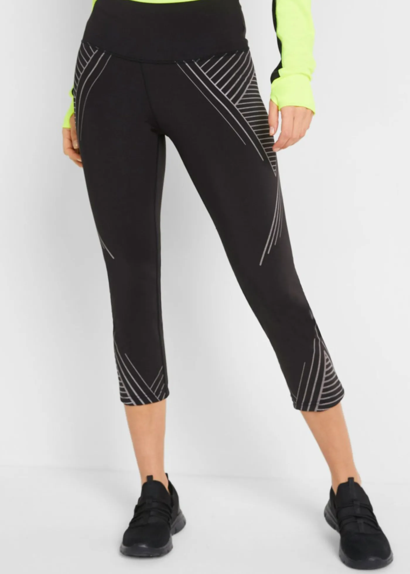 bonprix bonprix Leggings deportivos con bolsillos, largo 3/4 Negro Hot