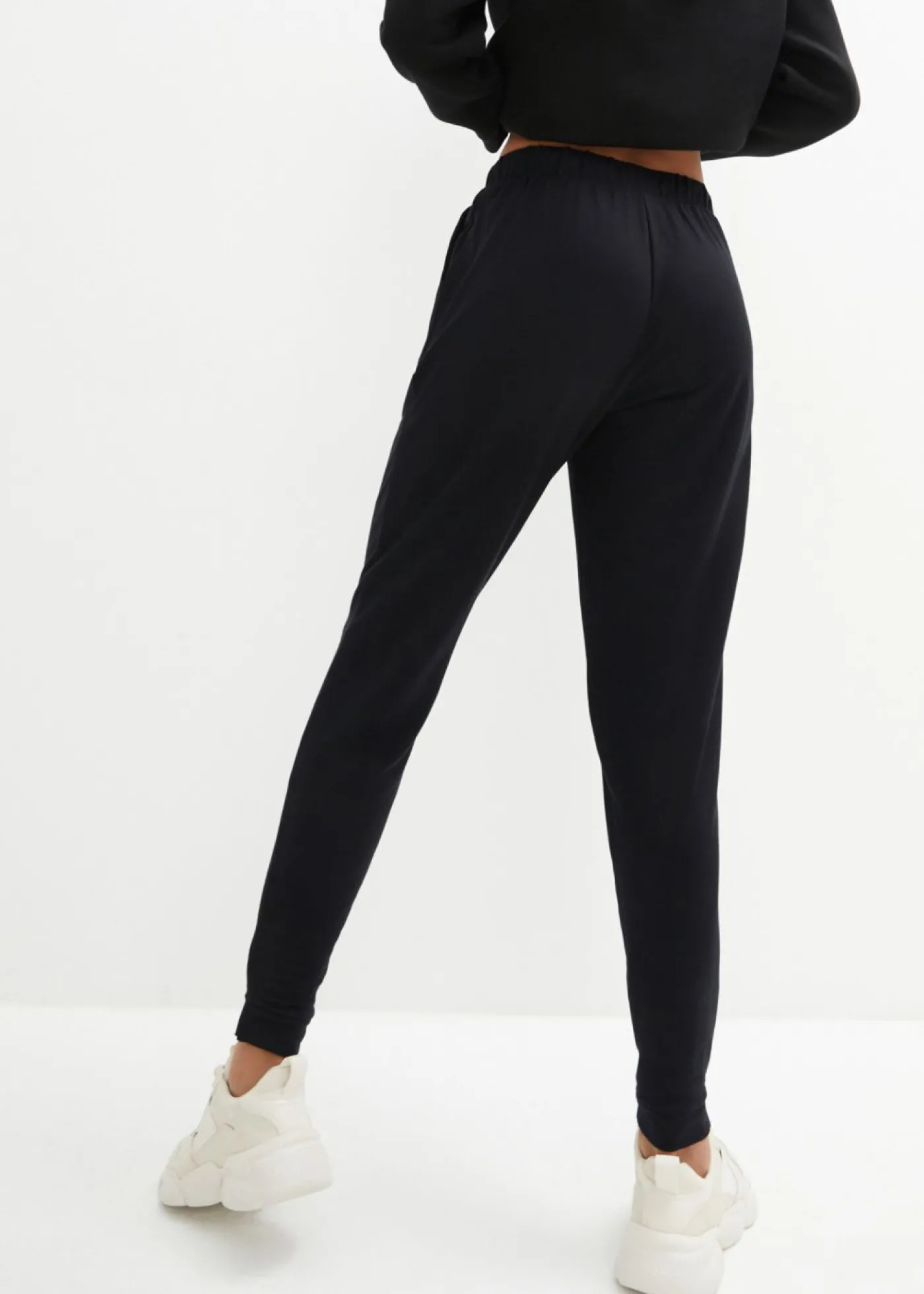 bonprix bonprix Ligeros pantalones de chándal con viscosa Negro New