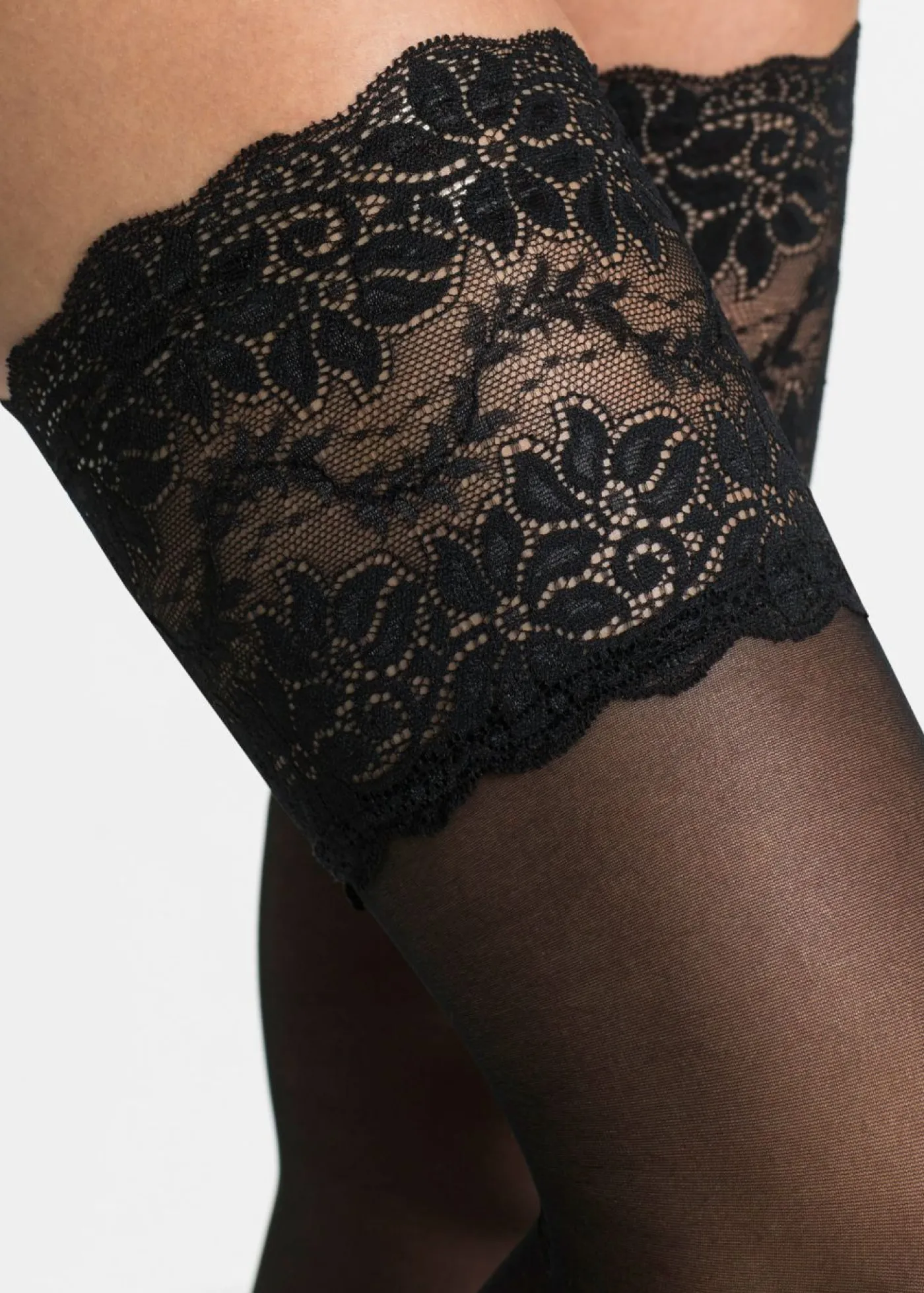 bonprix bonprix Medias de sujeción con encaje 20 den Negro Outlet