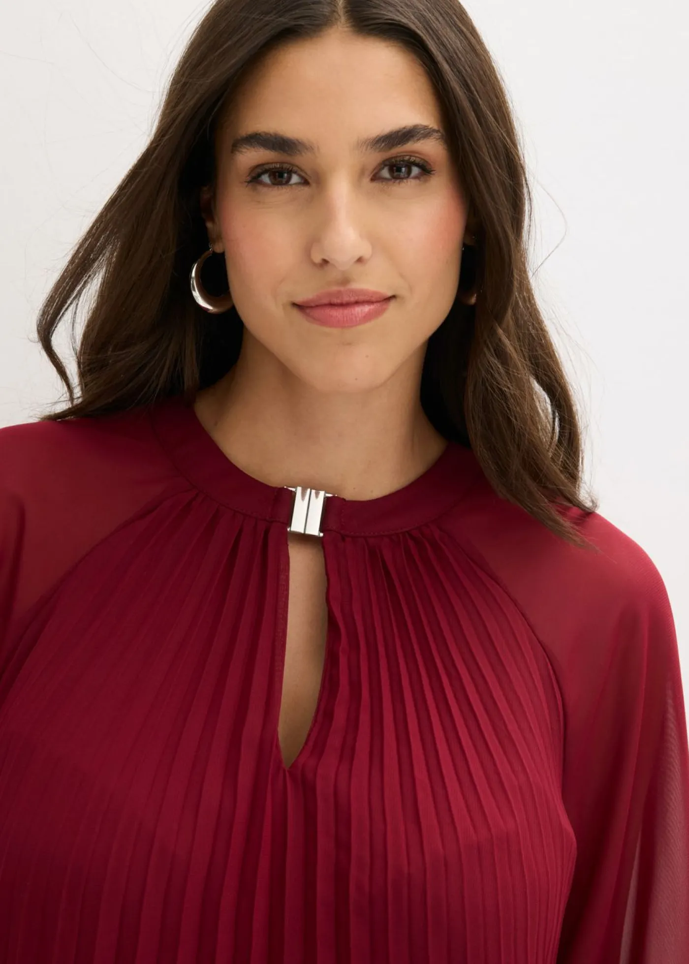 bonprix bonprix Minivestido de gasa fina con plisado Rojo rubí Clearance