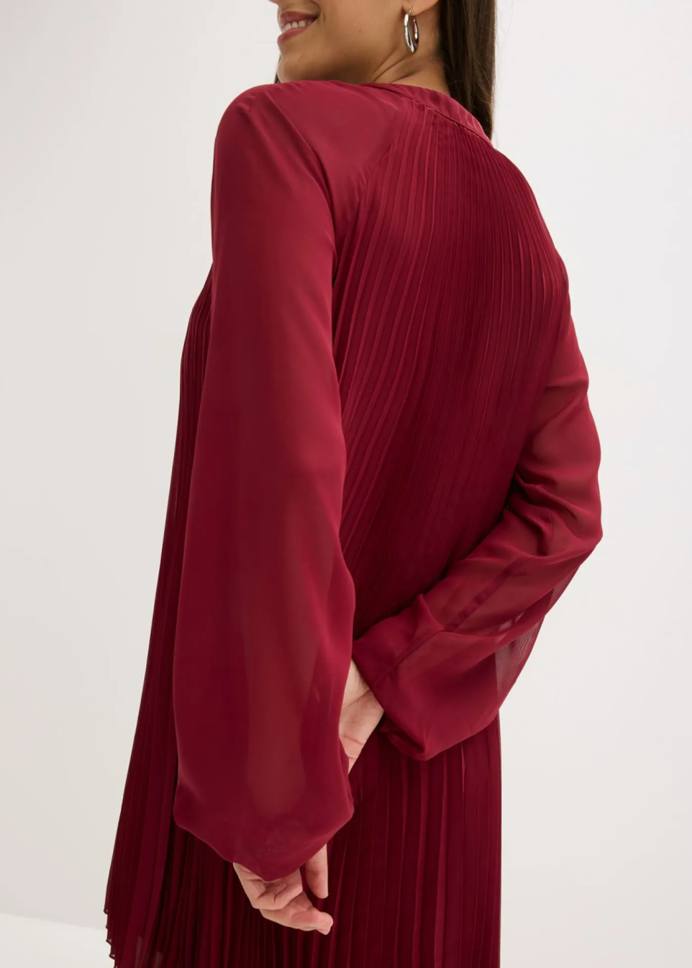 bonprix bonprix Minivestido de gasa fina con plisado Rojo rubí Clearance