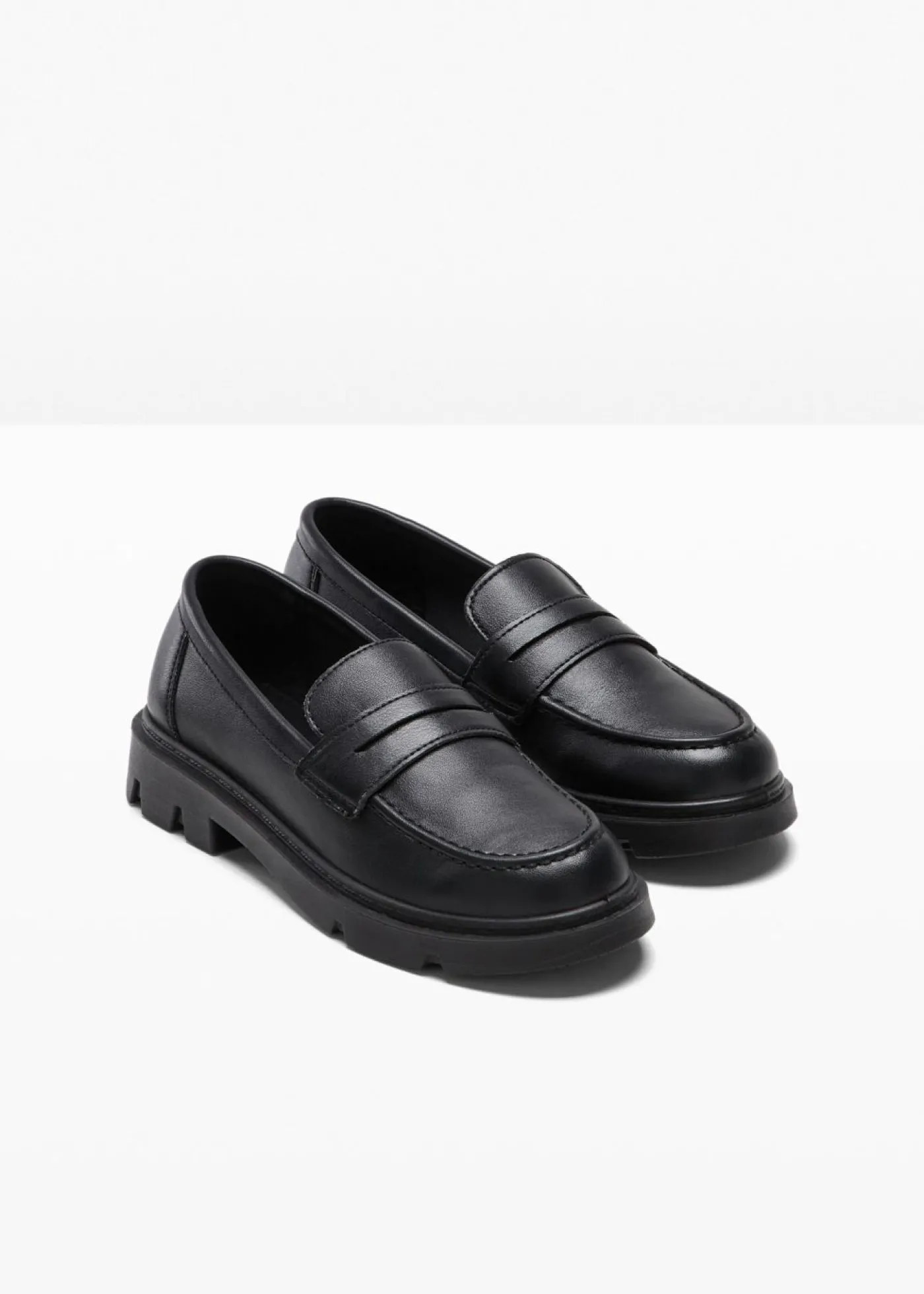 bonprix bonprix Mocasín chunky con suela ligera Negro Hot