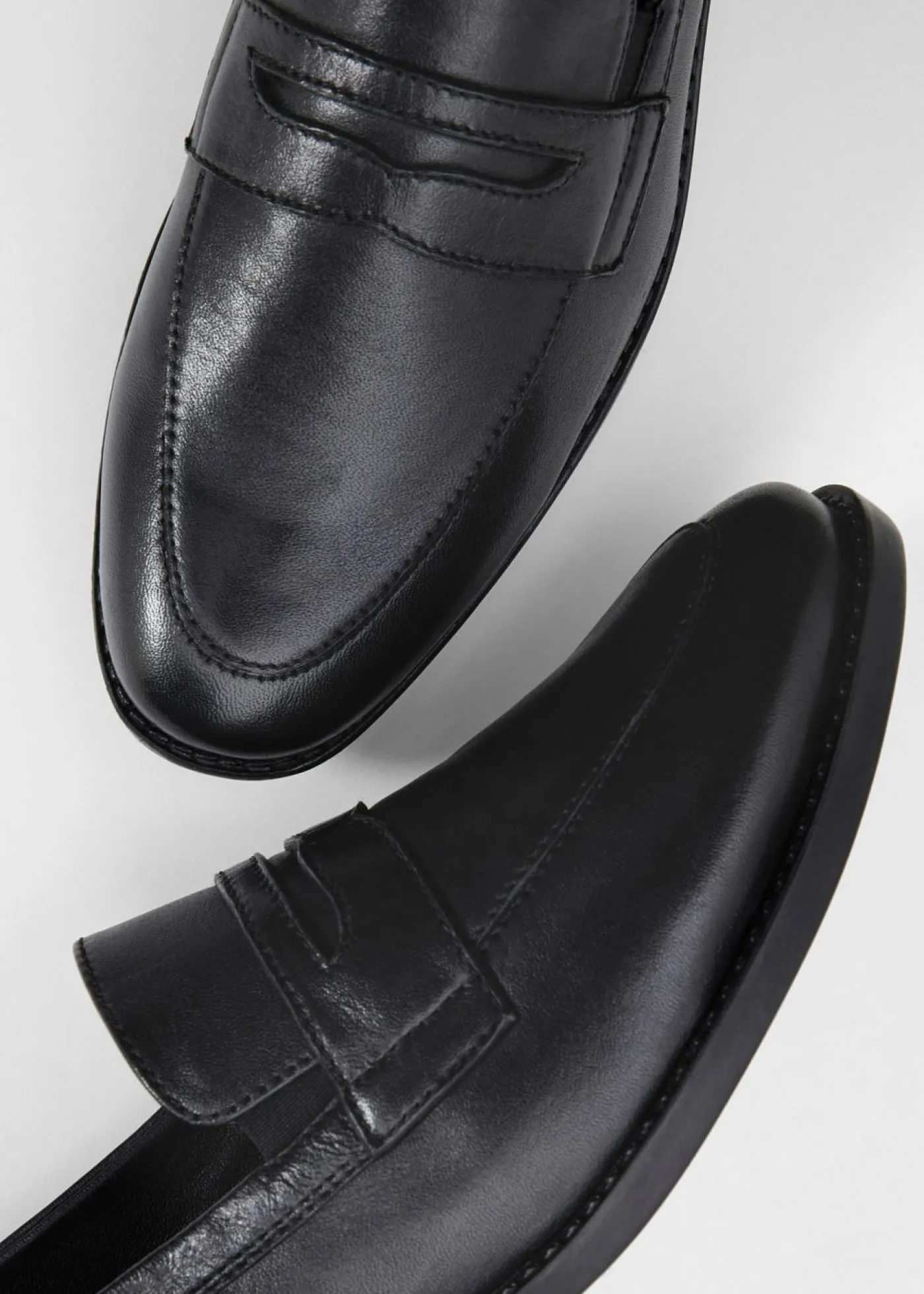 bonprix bonprix Mocasín de piel Negro New