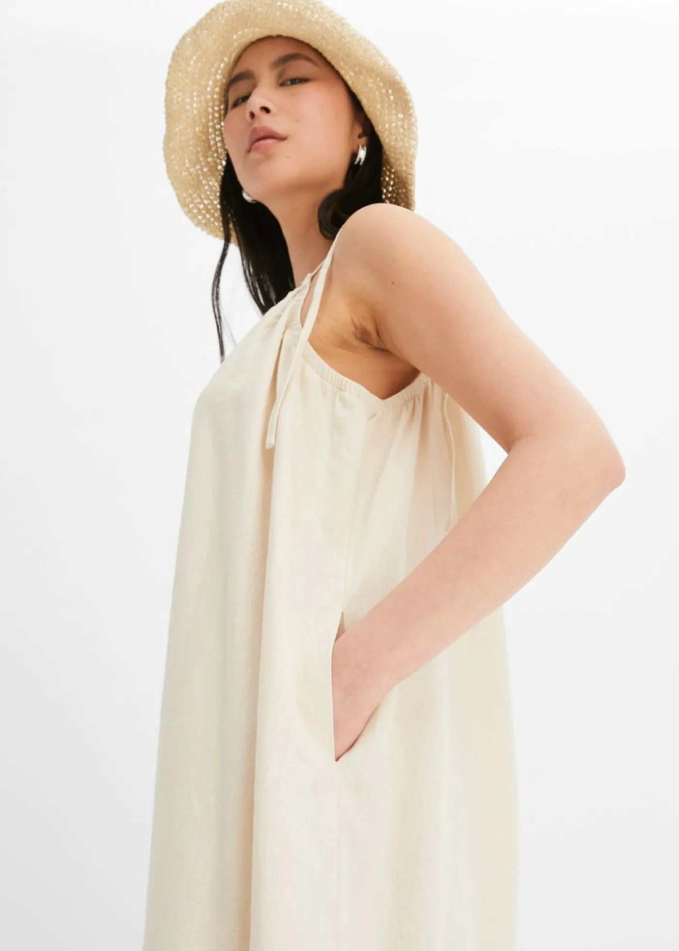 bonprix bonprix Mono de mezcla ligera de lino y viscosa Beige-arena Hot