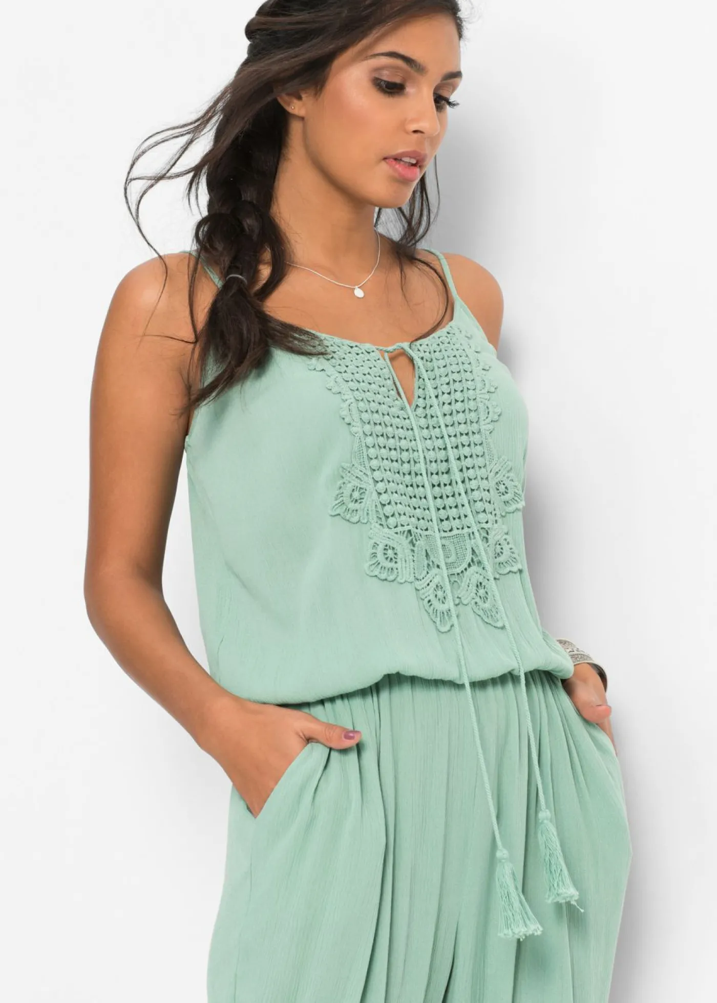bonprix bonprix Mono de viscosa estructurada Verde pastel Clearance