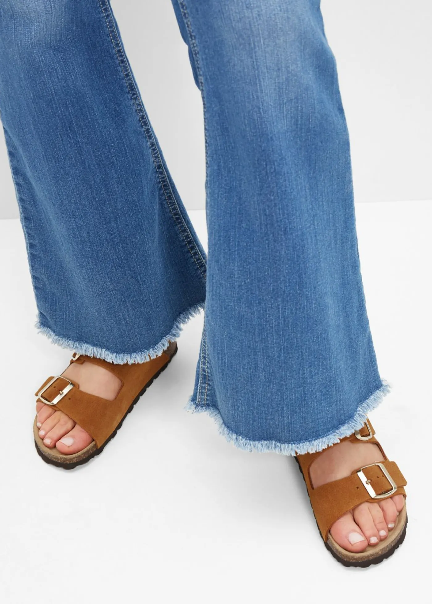 bonprix bonprix Mules de piel camello Hot