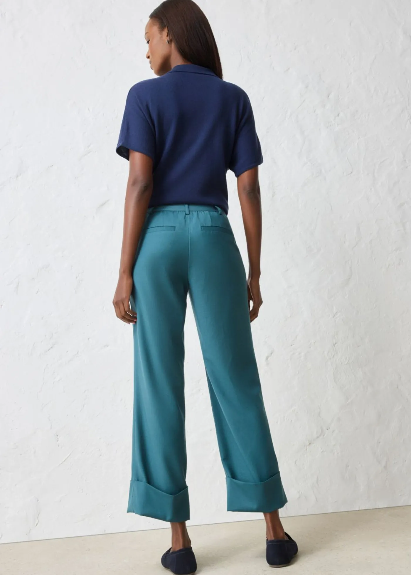 bonprix bonprix Pantalón acampanado con contenido de lana verde pimiento Sale