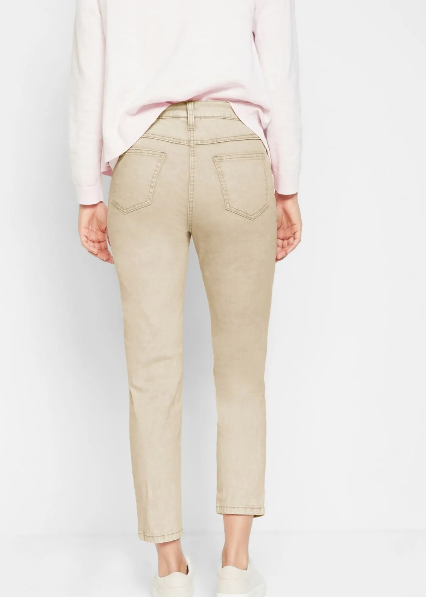 bonprix bonprix Pantalón acortado de sarga con aspecto desgastado Arena claro Hot