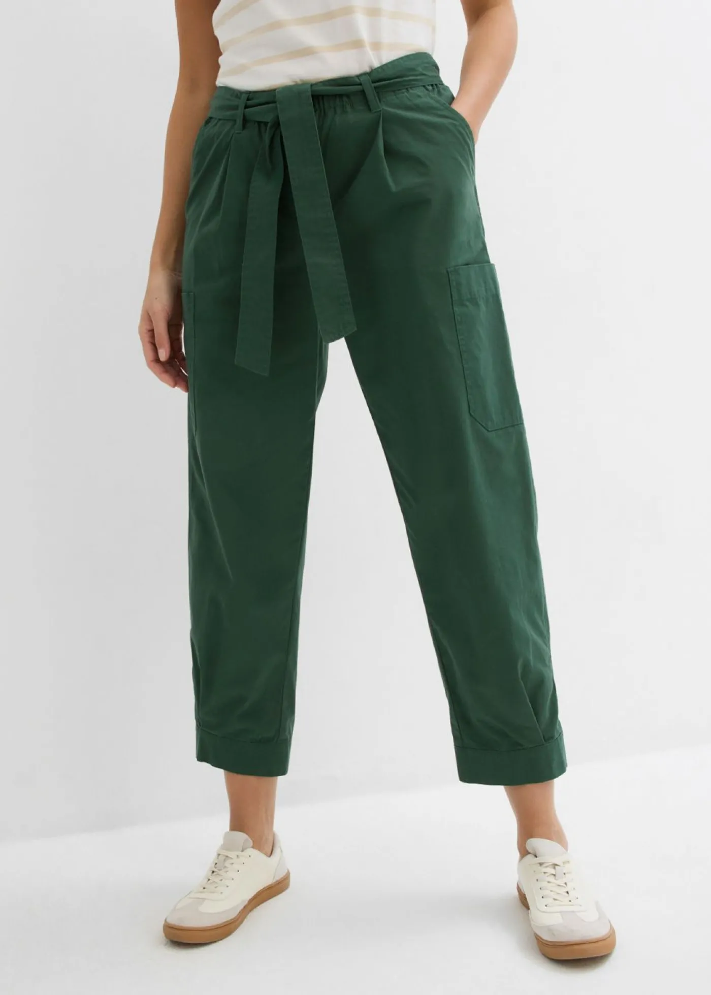 bonprix bonprix Pantalón acortado tipo cargo verde sombra Online