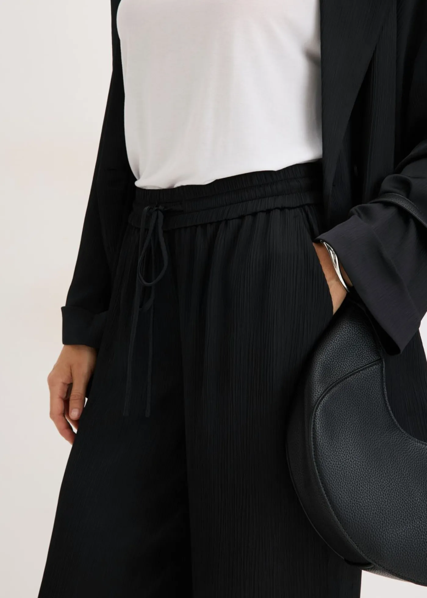 bonprix bonprix Pantalón ancho con cinturilla cómoda Negro Sale