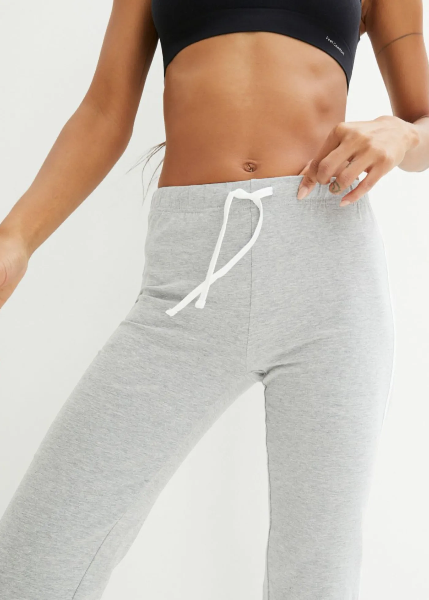bonprix bonprix Pantalón capri de algodón con elástico (2 unidades) negro-gris claro jaspeado-blanco con rayas Hot