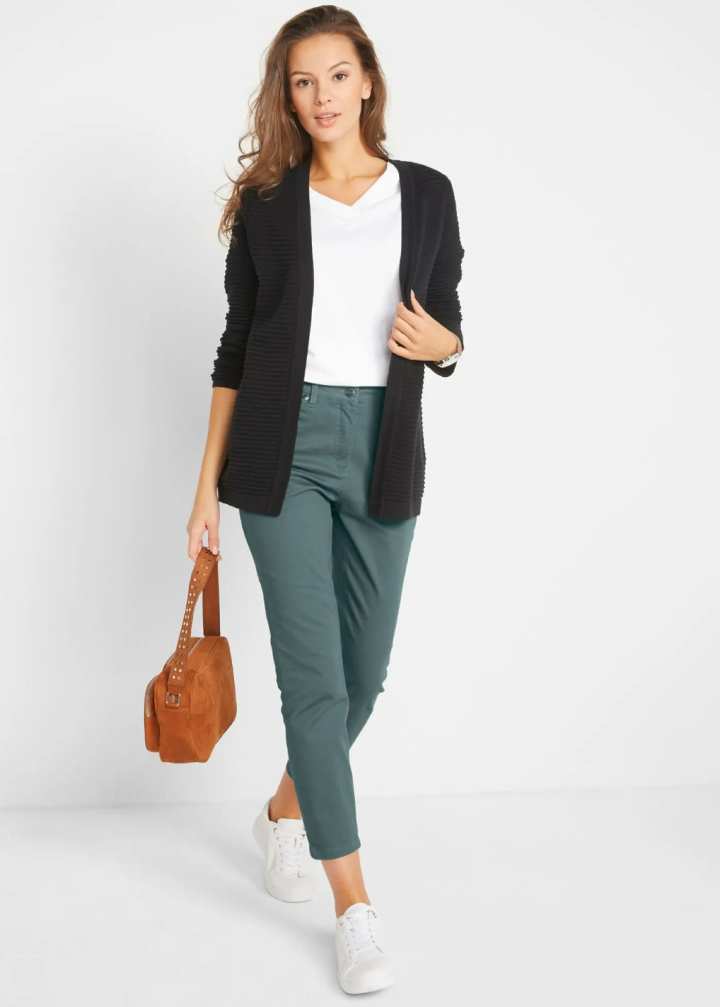 bonprix bonprix Pantalón capri de tiro alto Verde eucalipto Clearance