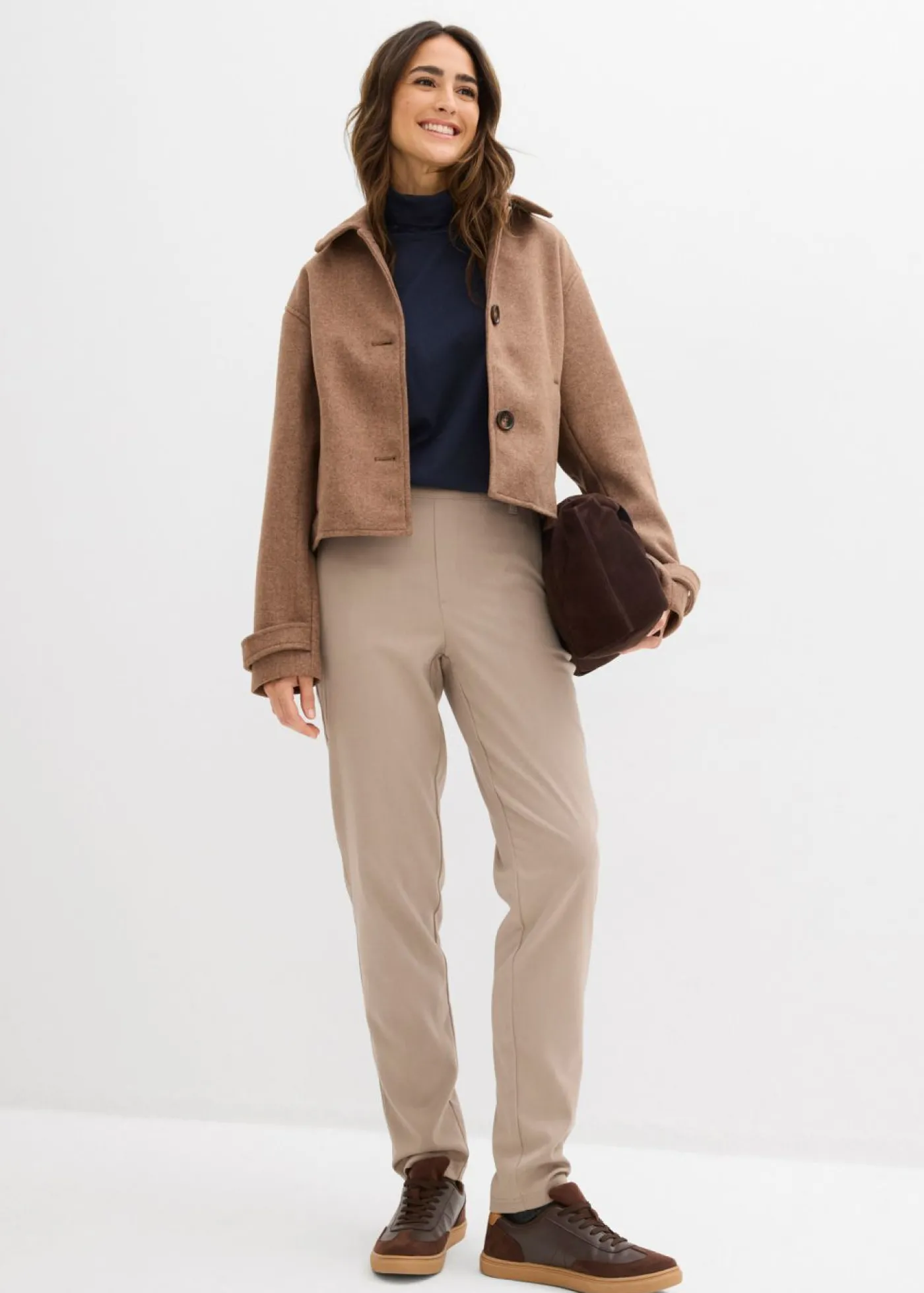 bonprix bonprix Pantalón chino de mezcla de viscosa Marrón grisáceo