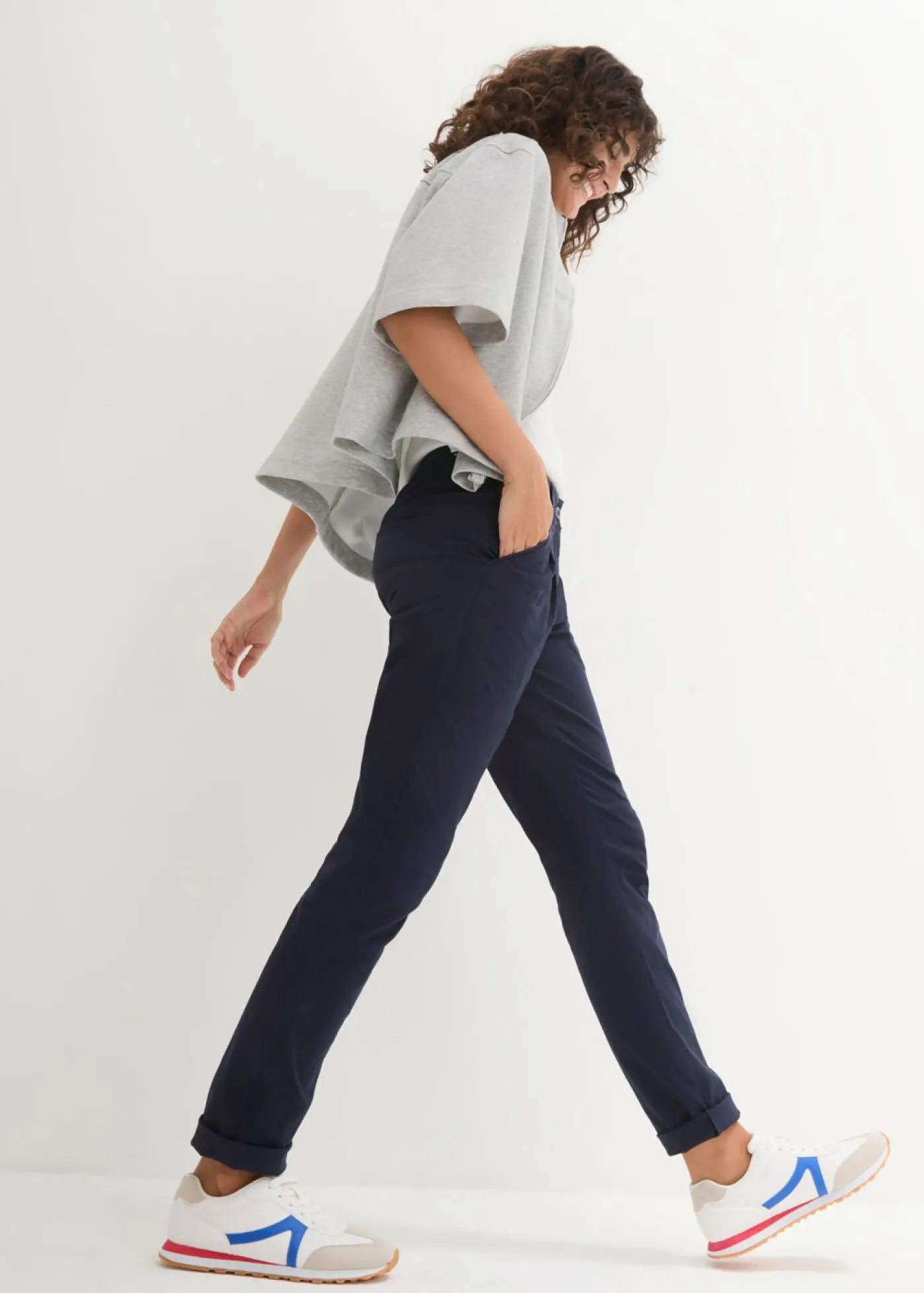bonprix bonprix Pantalón chino elástico Azul marino Online