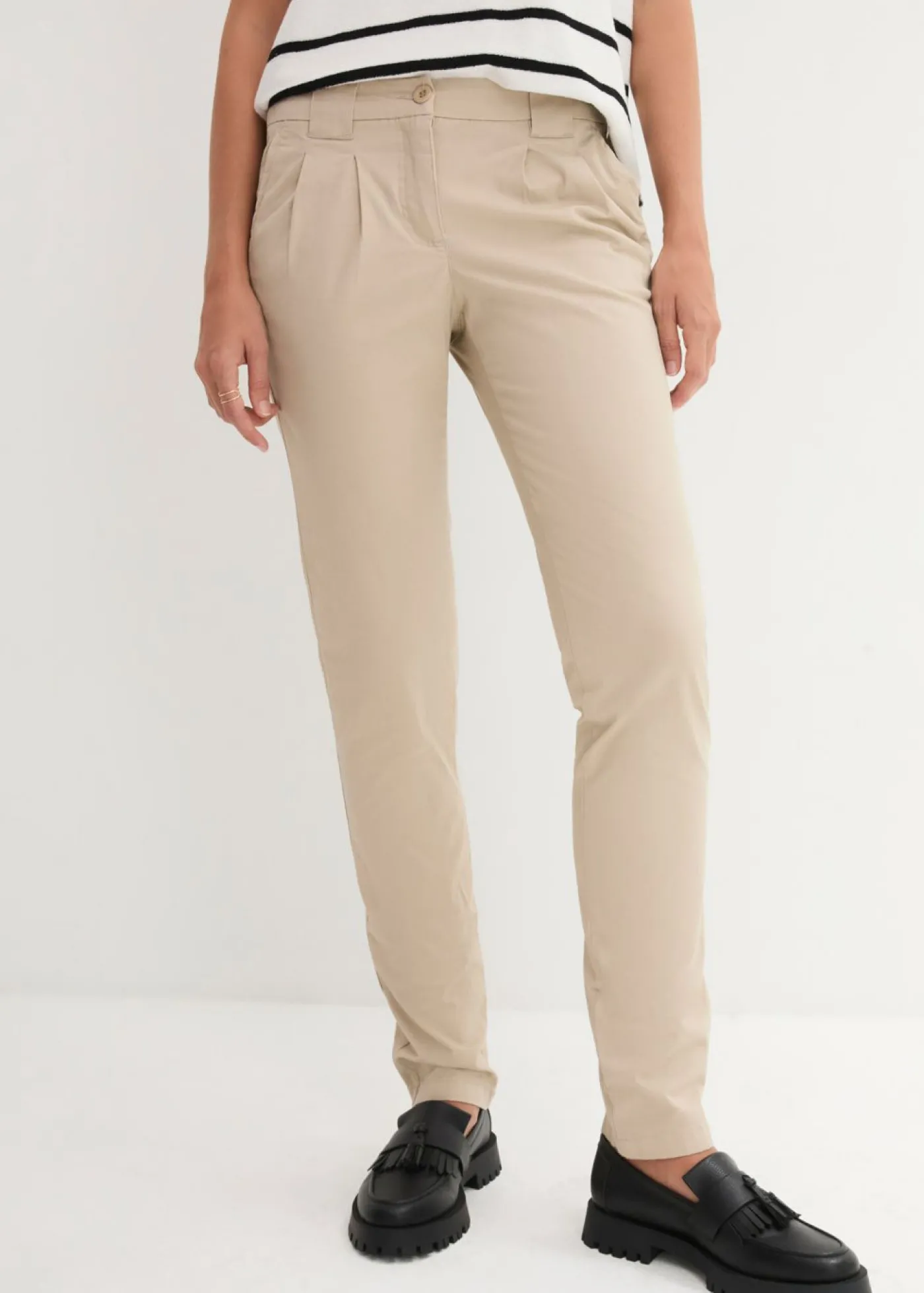 bonprix bonprix Pantalón chino elástico Arena Best