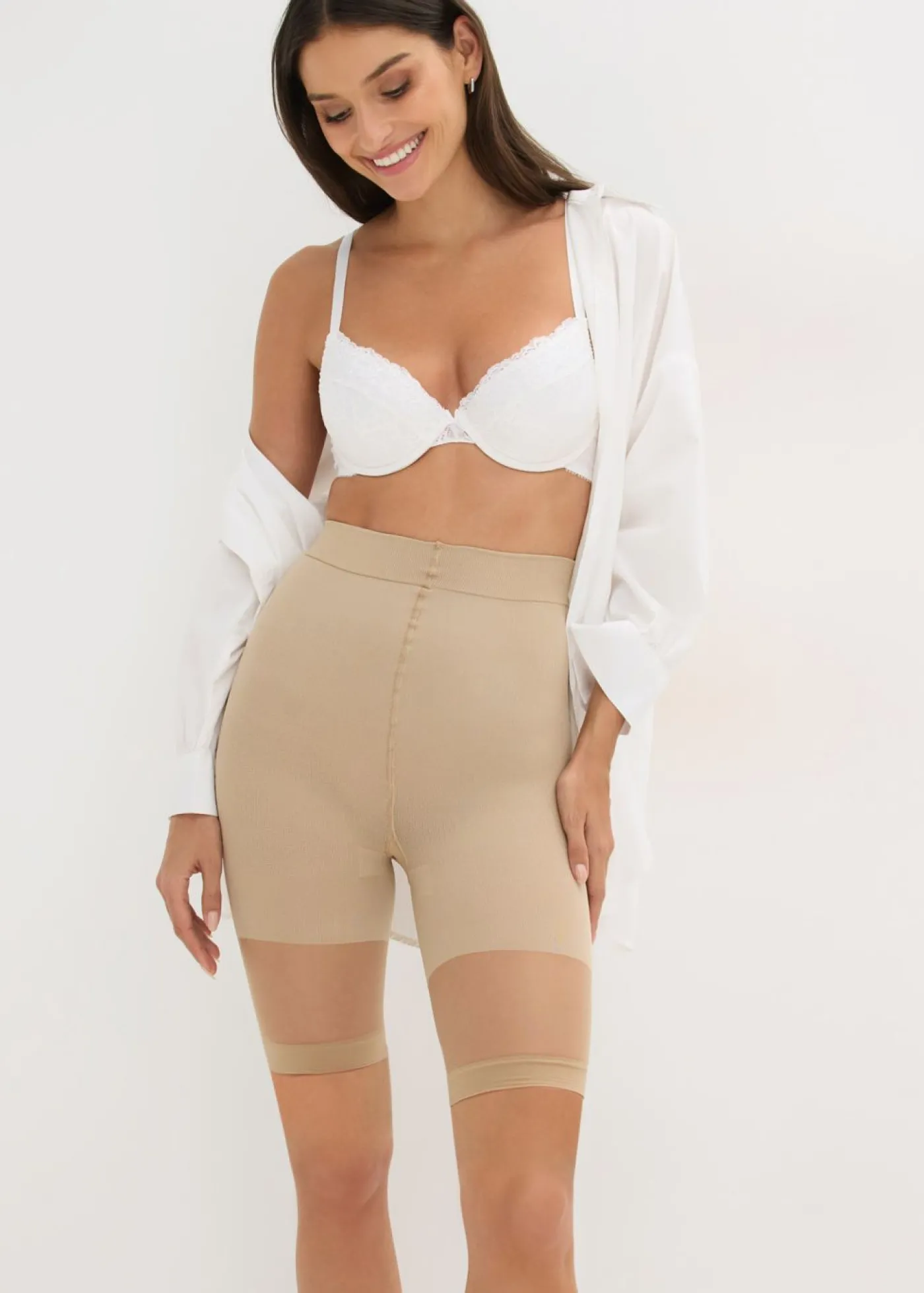 bonprix bonprix Pantalón ciclista moldeador antirrozaduras de 30 den Beige claro Online
