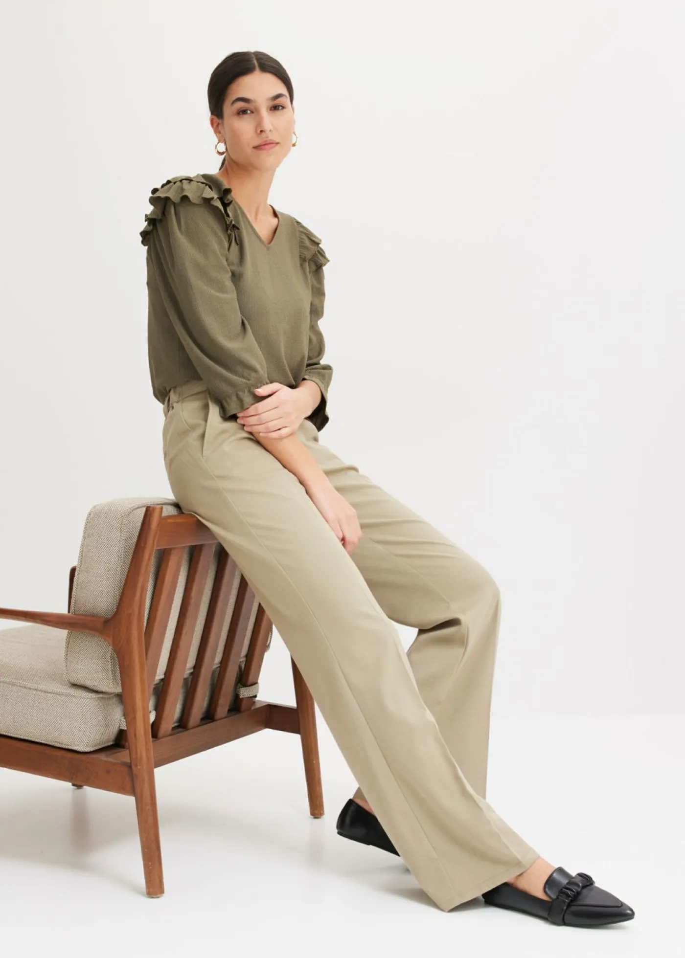 bonprix bonprix Pantalón con cintura cómoda Caqui nuevo Hot