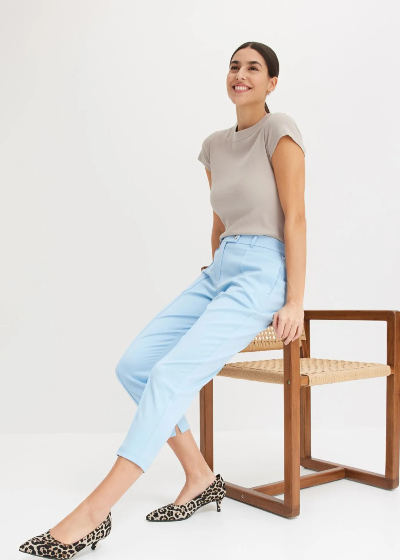 bonprix bonprix Pantalón con cintura cómoda Azul claro Sale