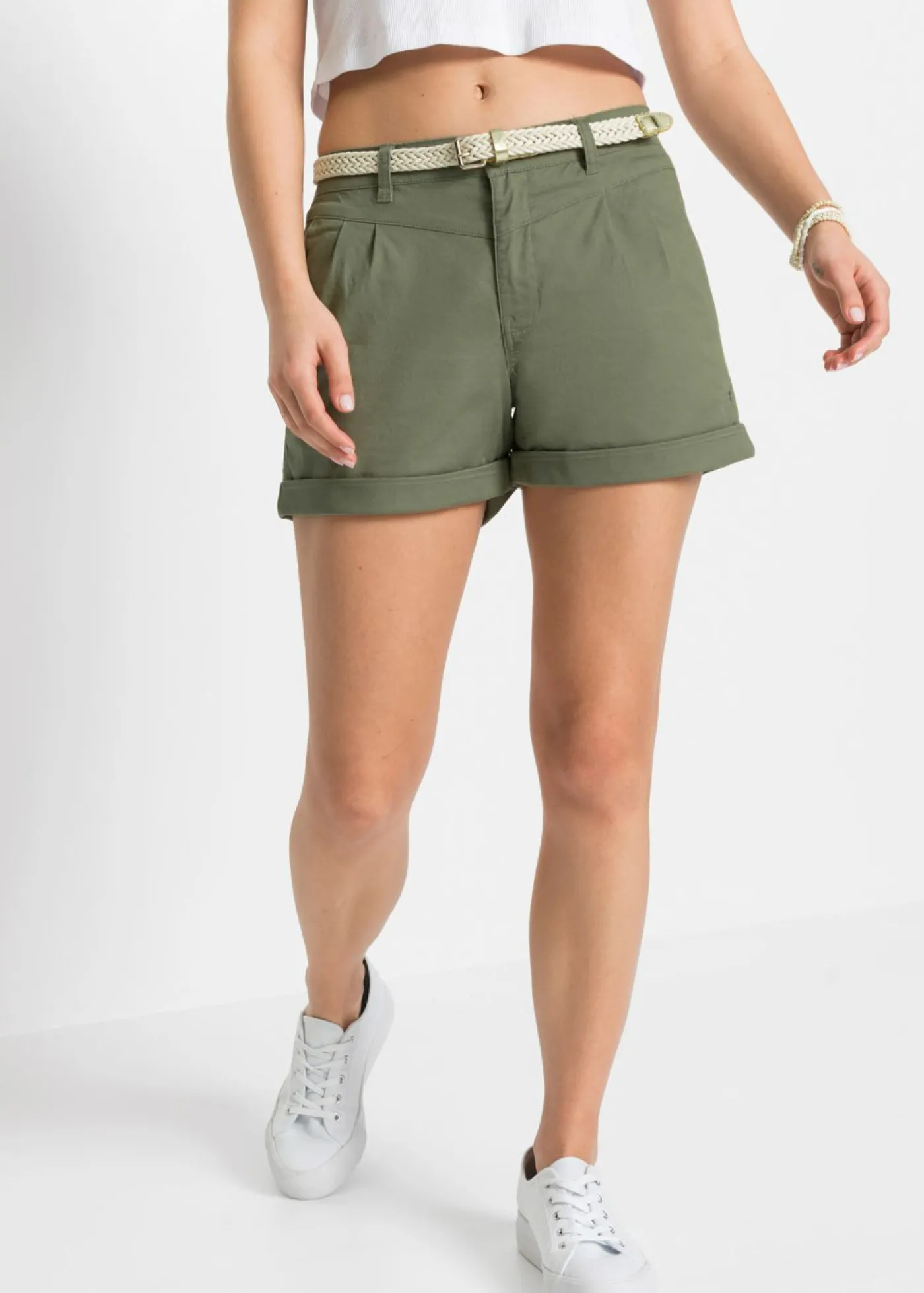 bonprix bonprix Pantalón corto de algodón Verde oliva New