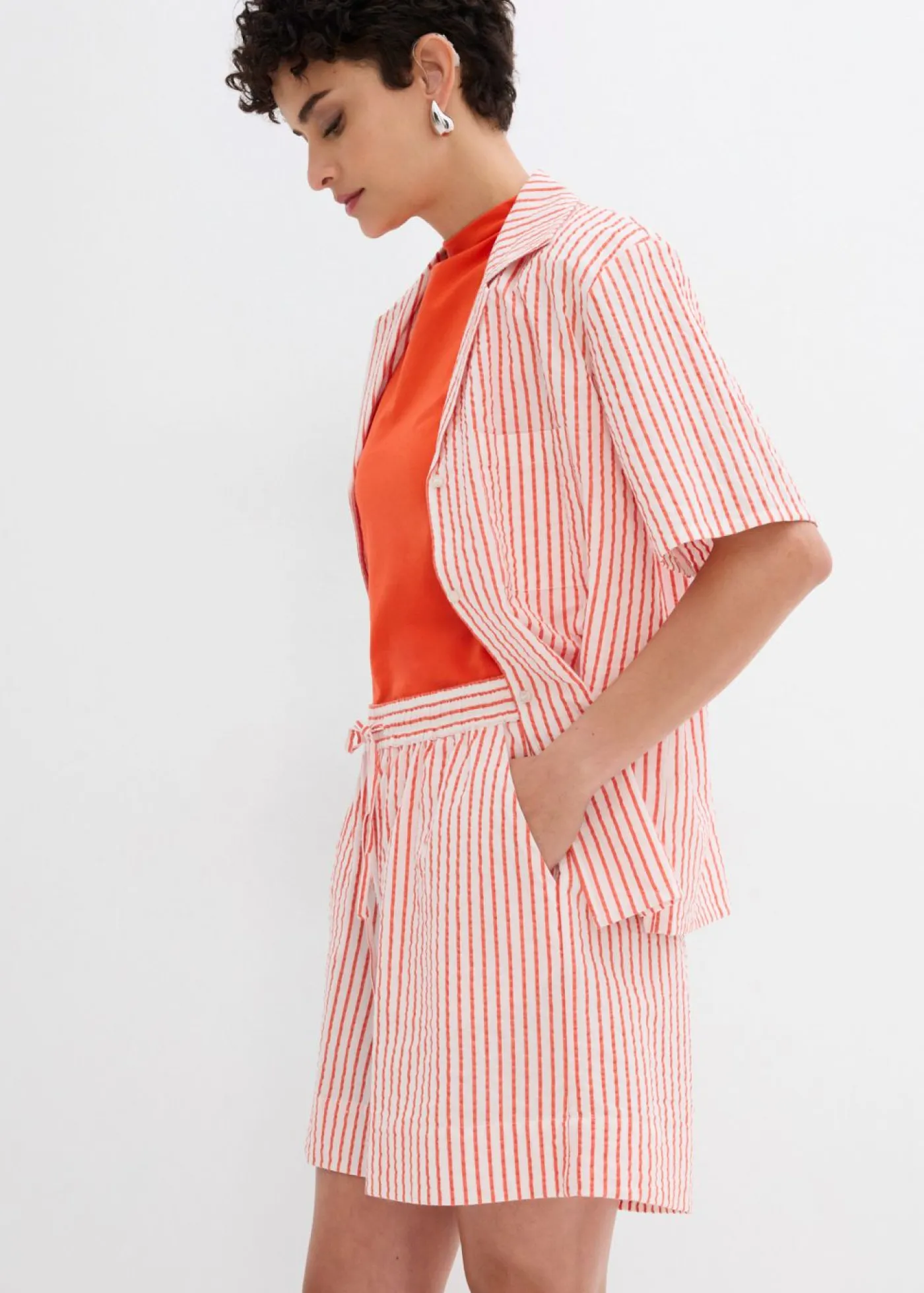 bonprix bonprix Pantalón corto de algodón puro rojo amapola-blanco lana rayas verticales Best