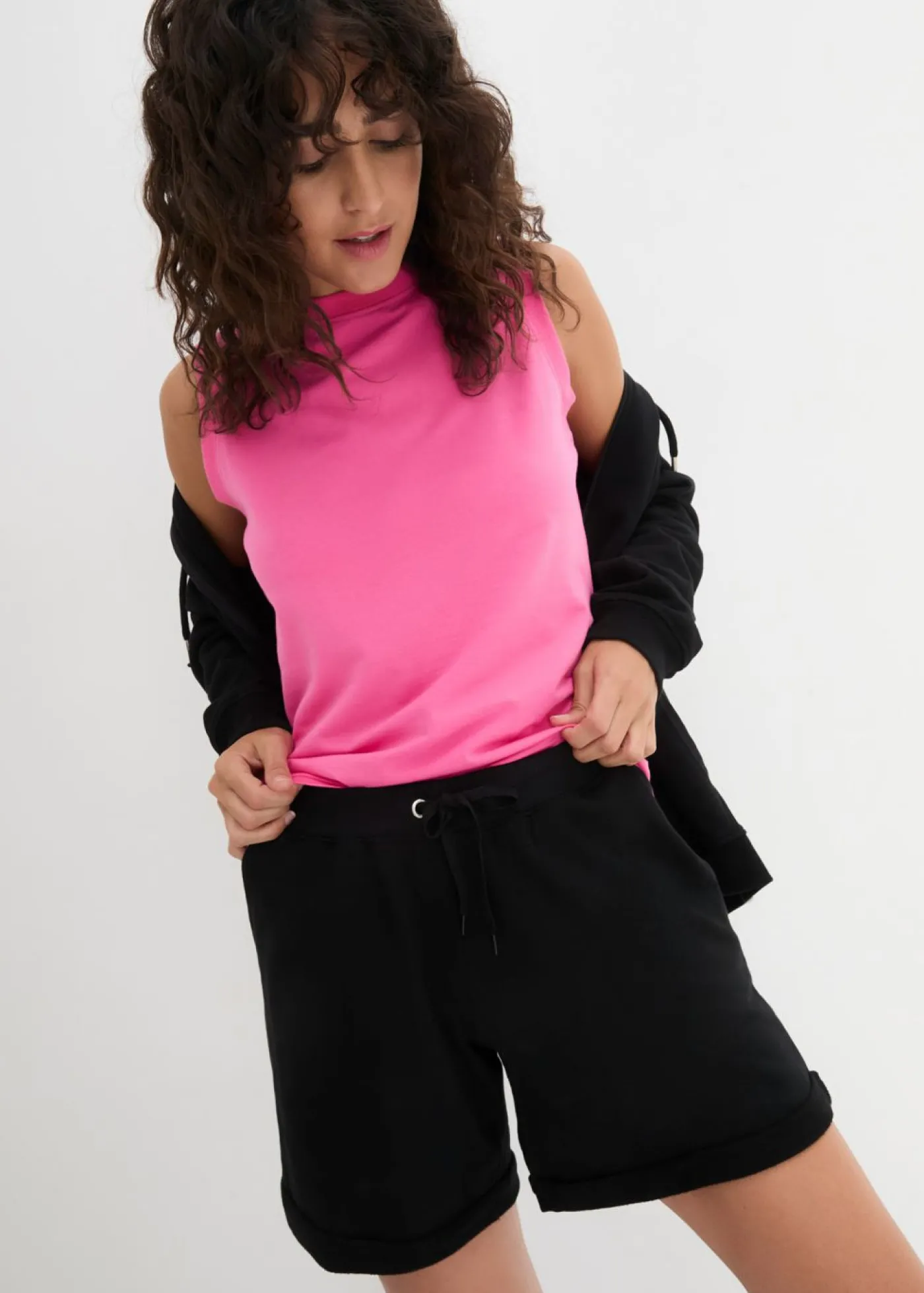 bonprix bonprix Pantalón corto de chándal de algodón puro Negro Online