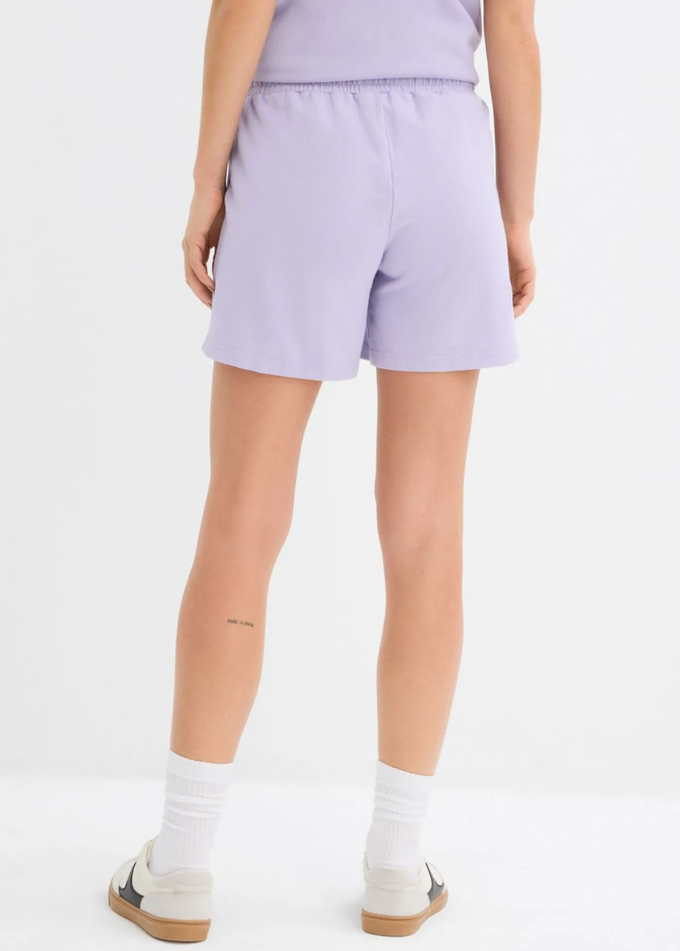 bonprix bonprix Pantalón corto de chándal de algodón puro Violeta claro