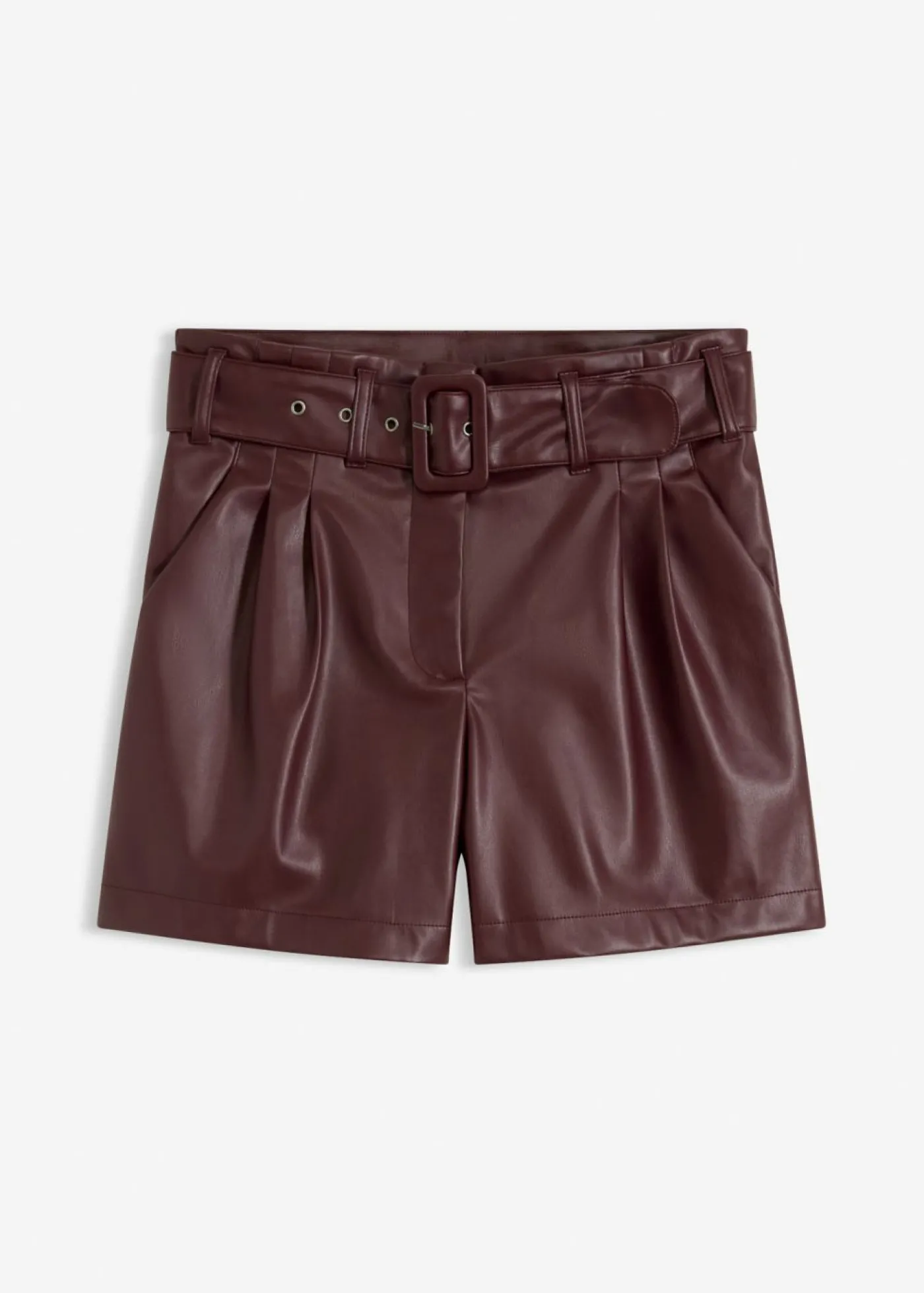 bonprix bonprix Pantalón corto de piel sintética con cinturón rojo burdeos Hot