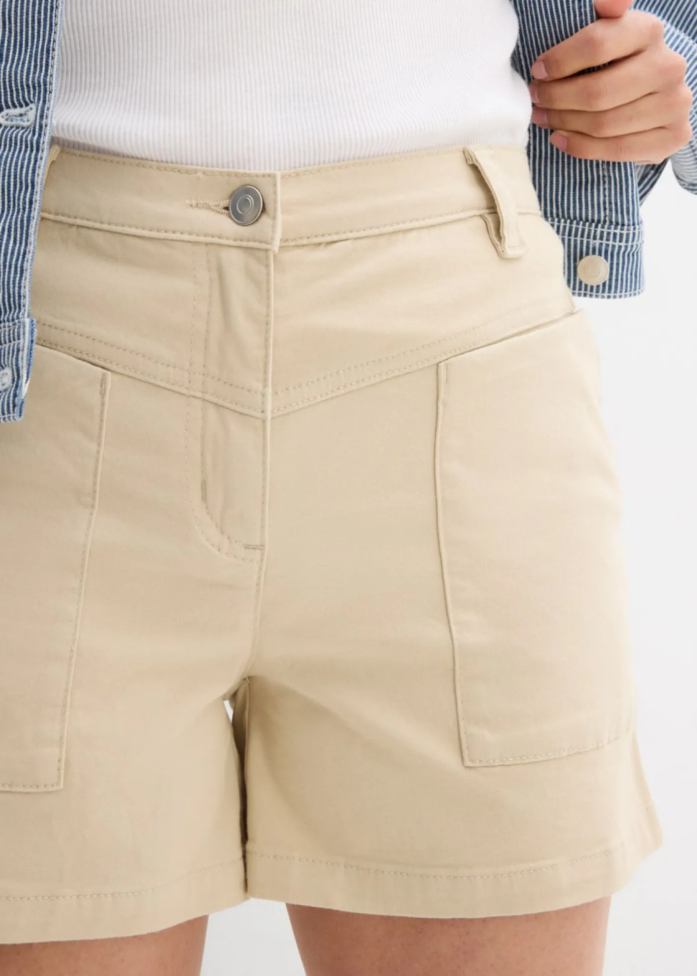 bonprix bonprix Pantalón corto de sarga Arena claro Clearance