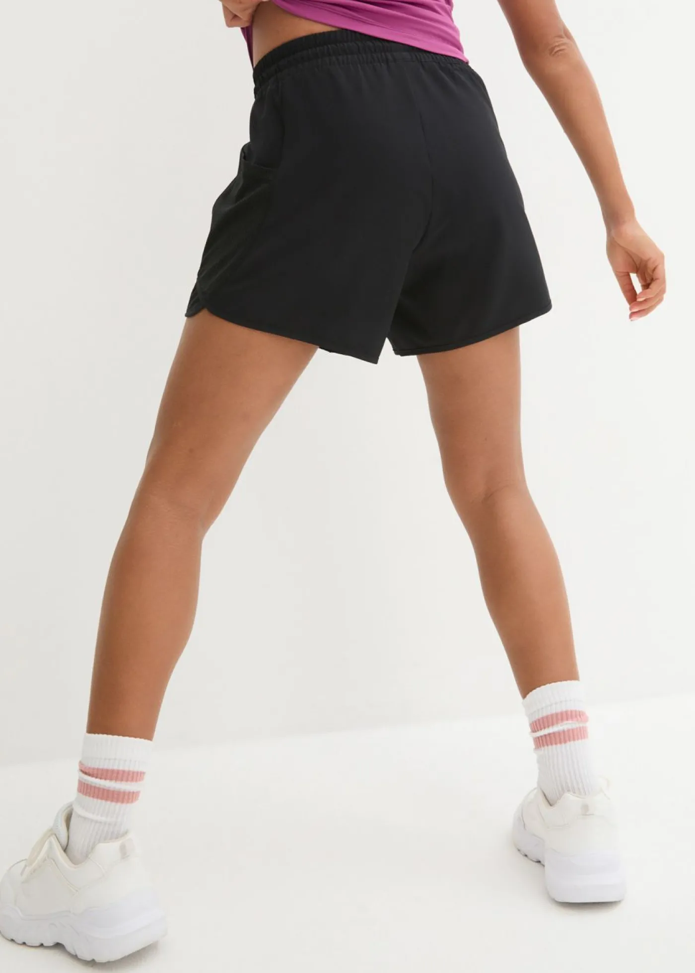 bonprix bonprix Pantalón corto funcional Negro Sale