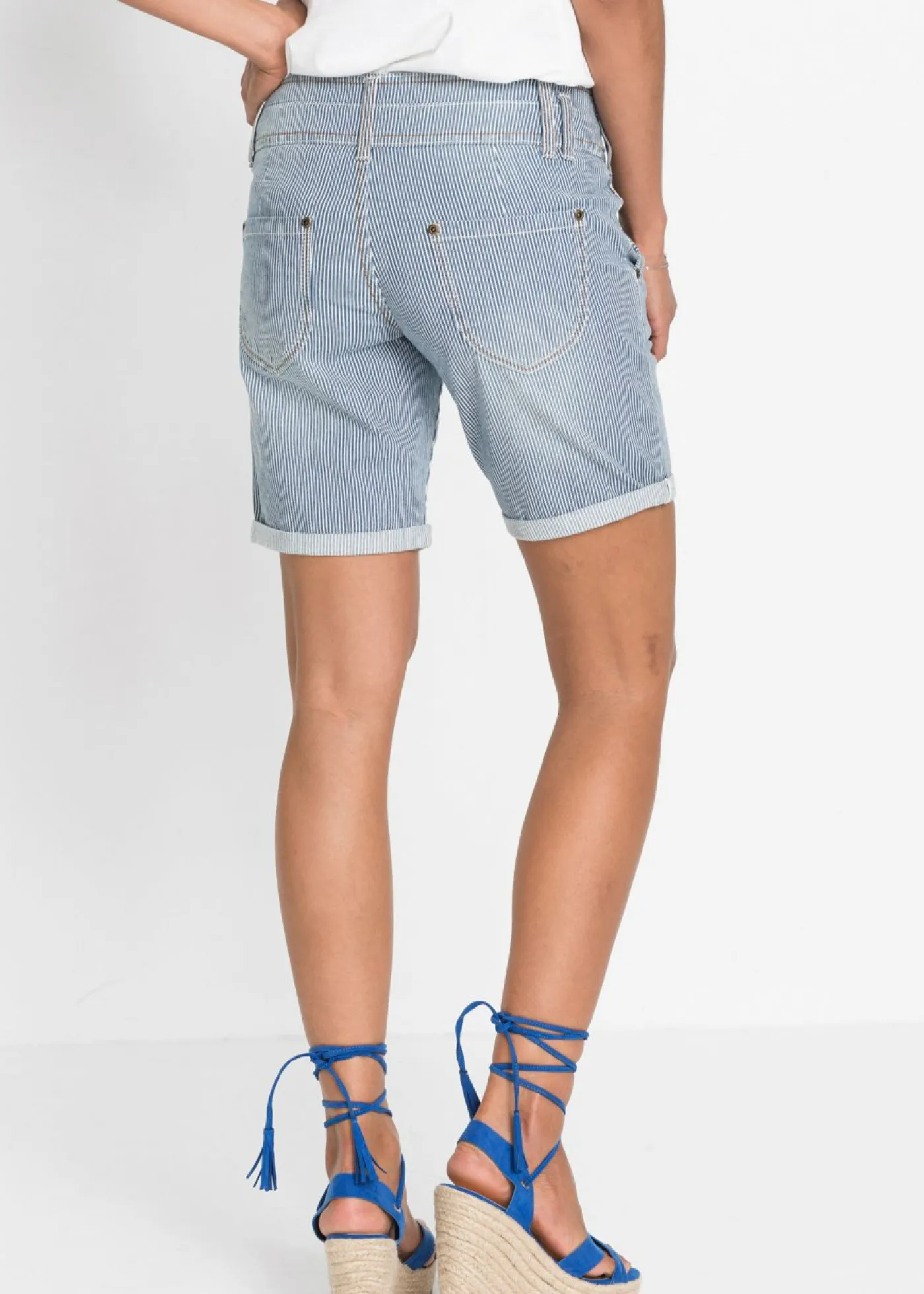 bonprix bonprix Pantalón corto vaquero Azul de rayas New