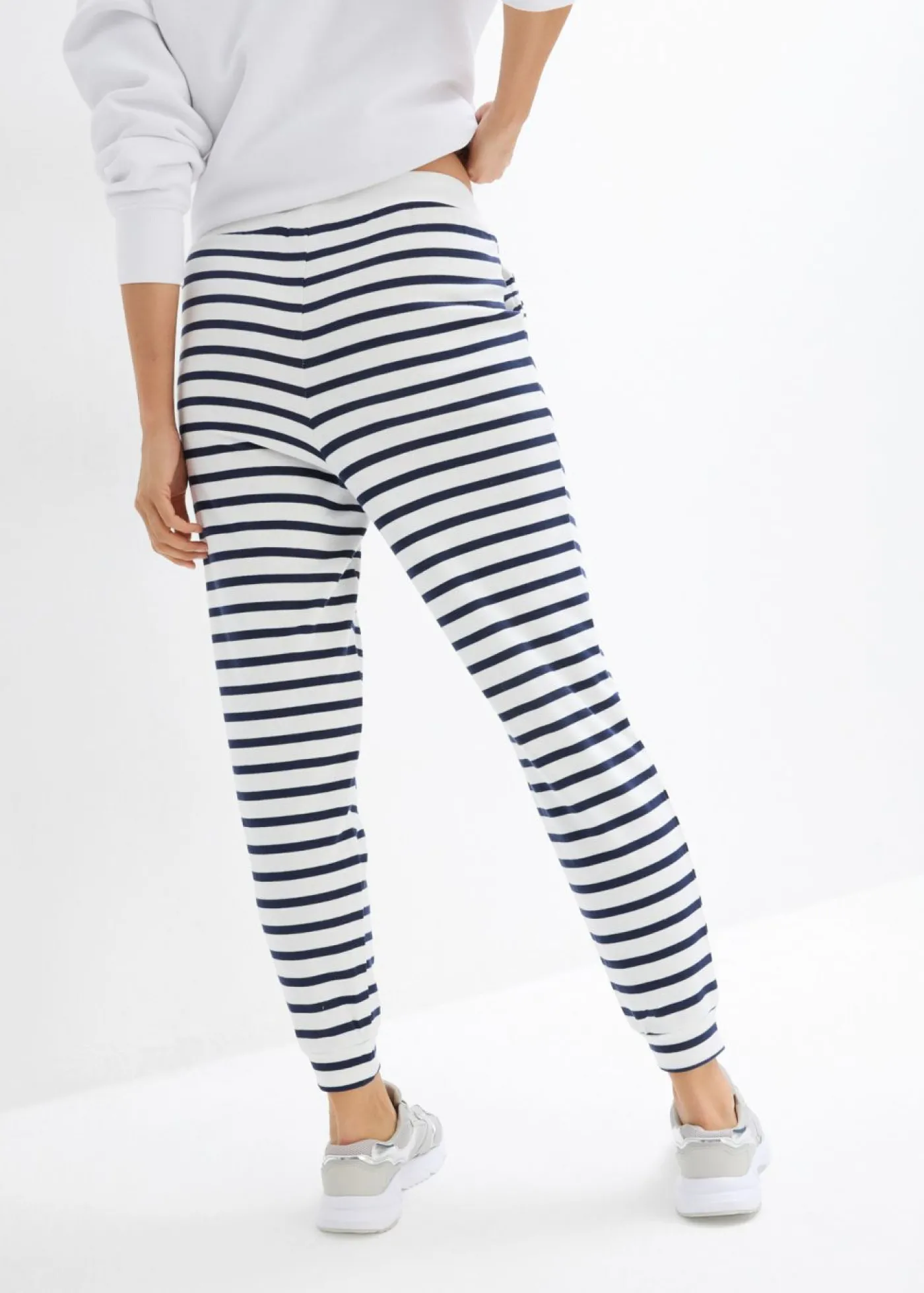 bonprix bonprix Pantalón de chándal Blanco lana-azul marino con rayas Best