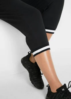 bonprix bonprix Pantalón de chándal 3/4 de mezcla de algodón Negro estampado Hot